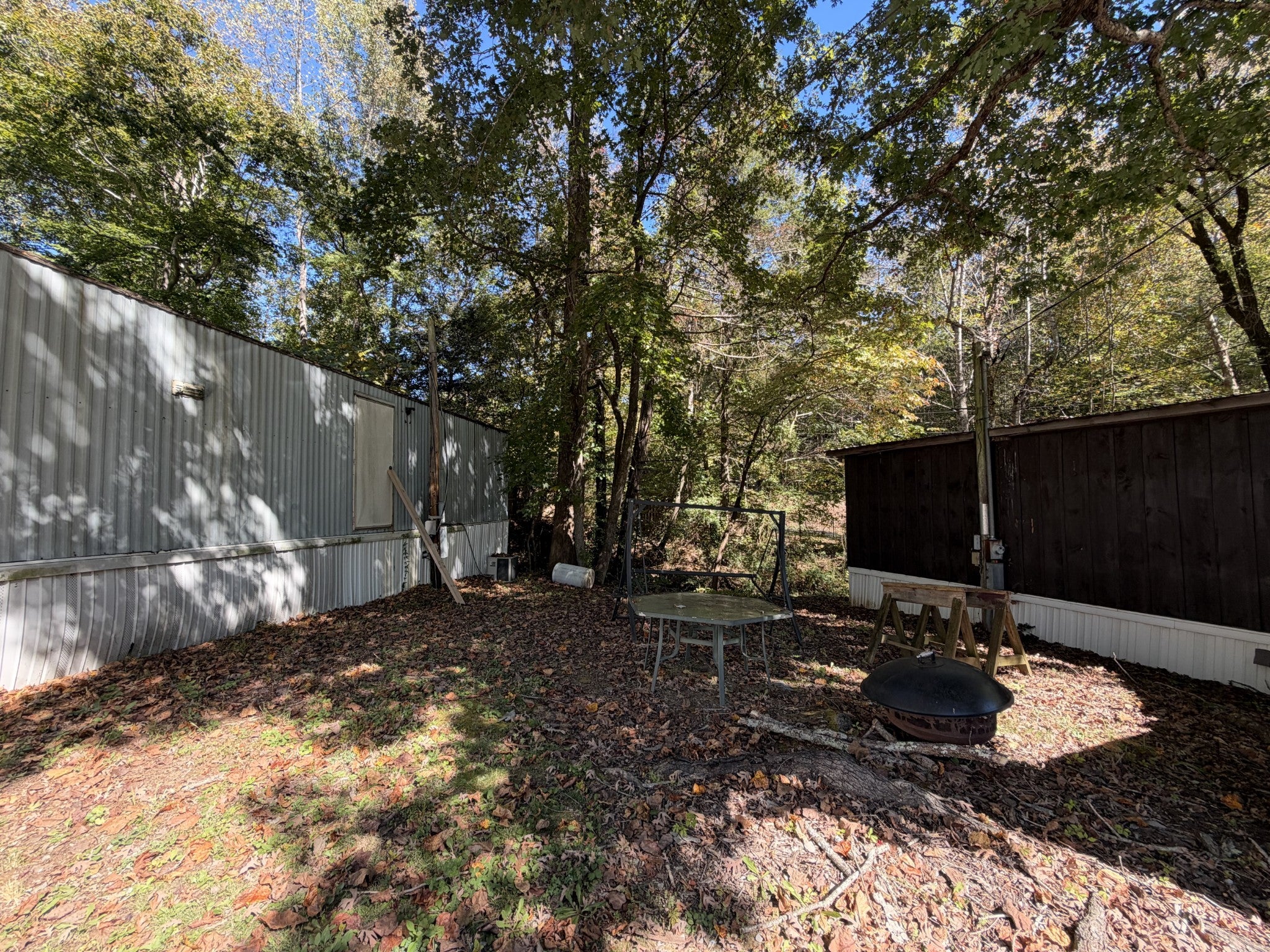 1946 Bluff Mountain Rd
