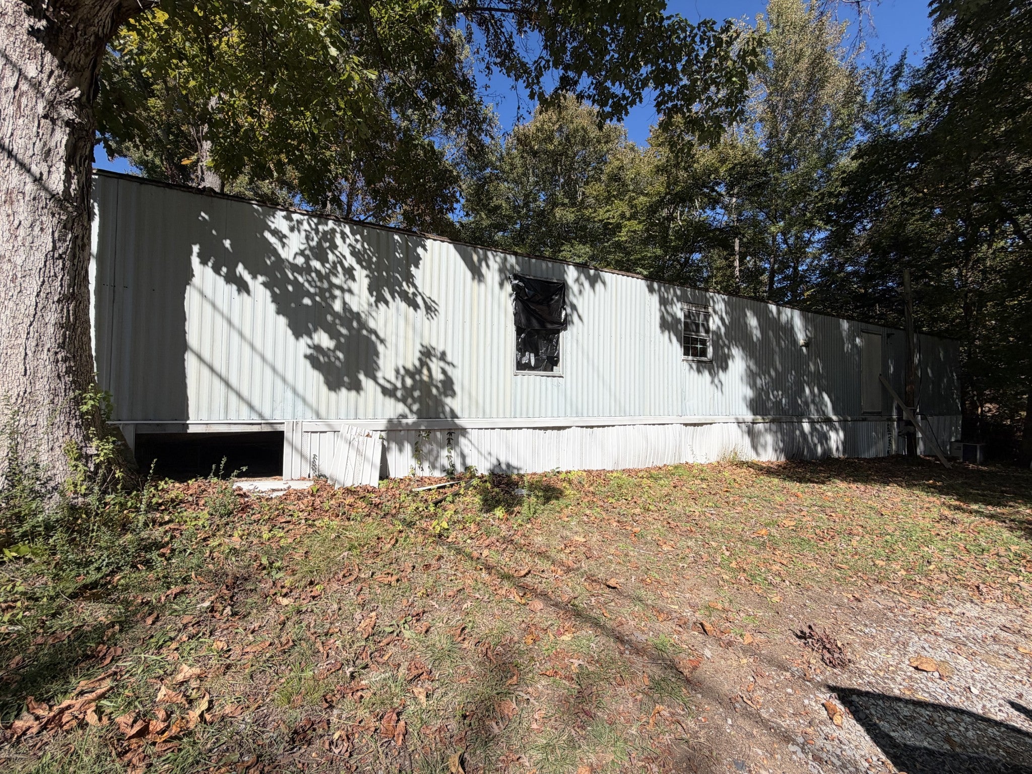 1946 Bluff Mountain Rd