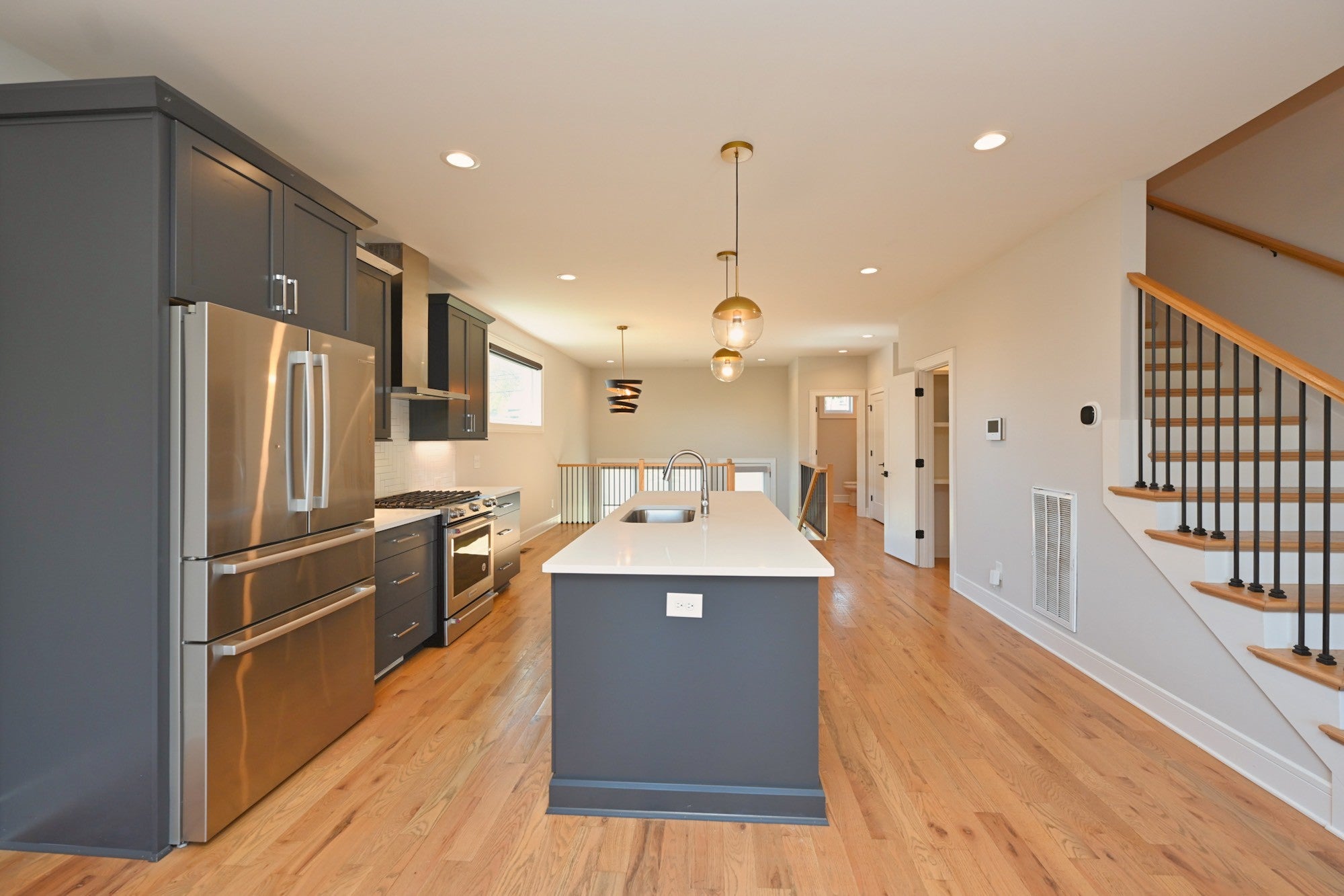 750A 22nd Ave N