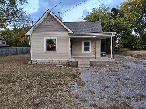 207 Cedar St Lebanon TN 37087