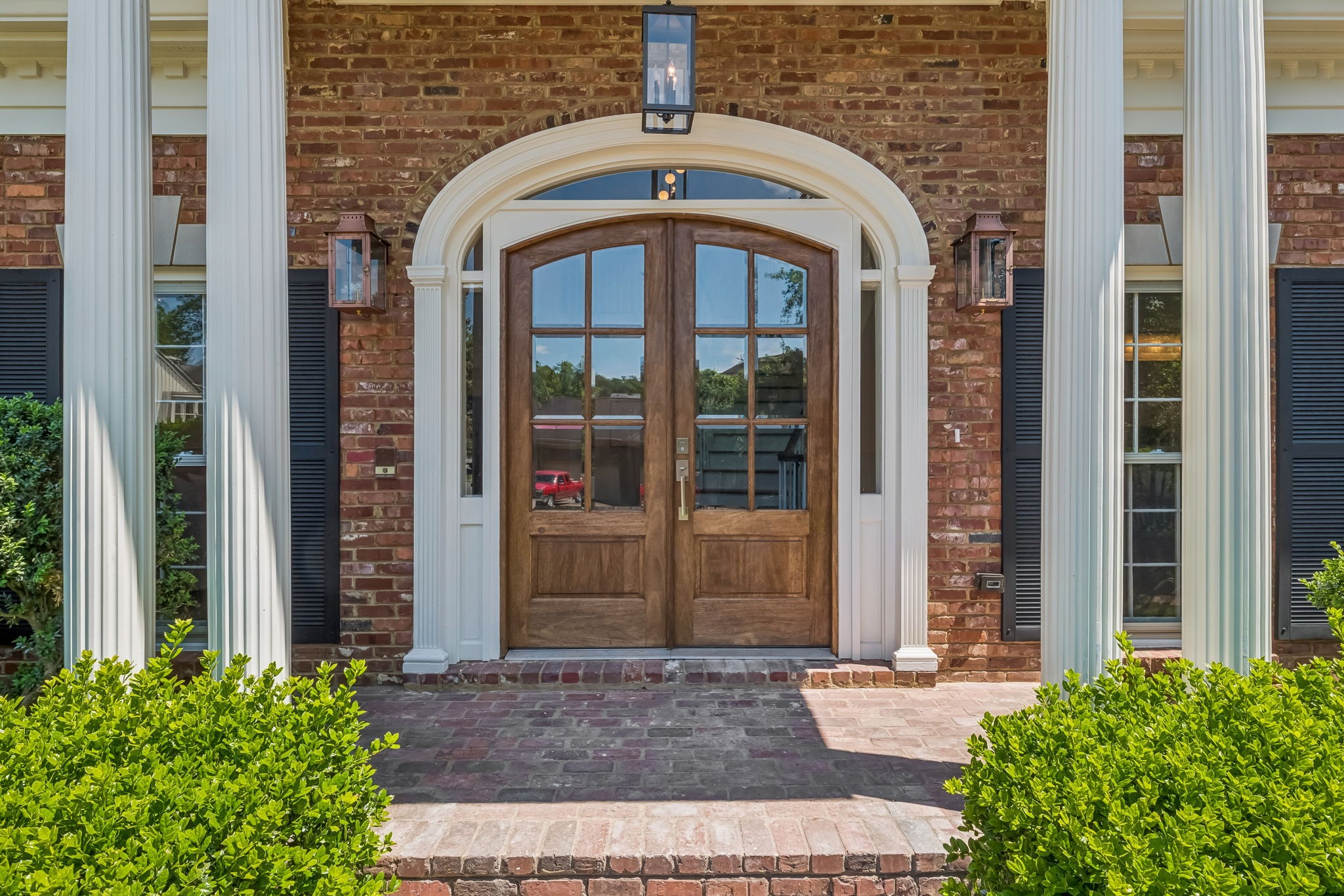 4111 Legend Hall Dr