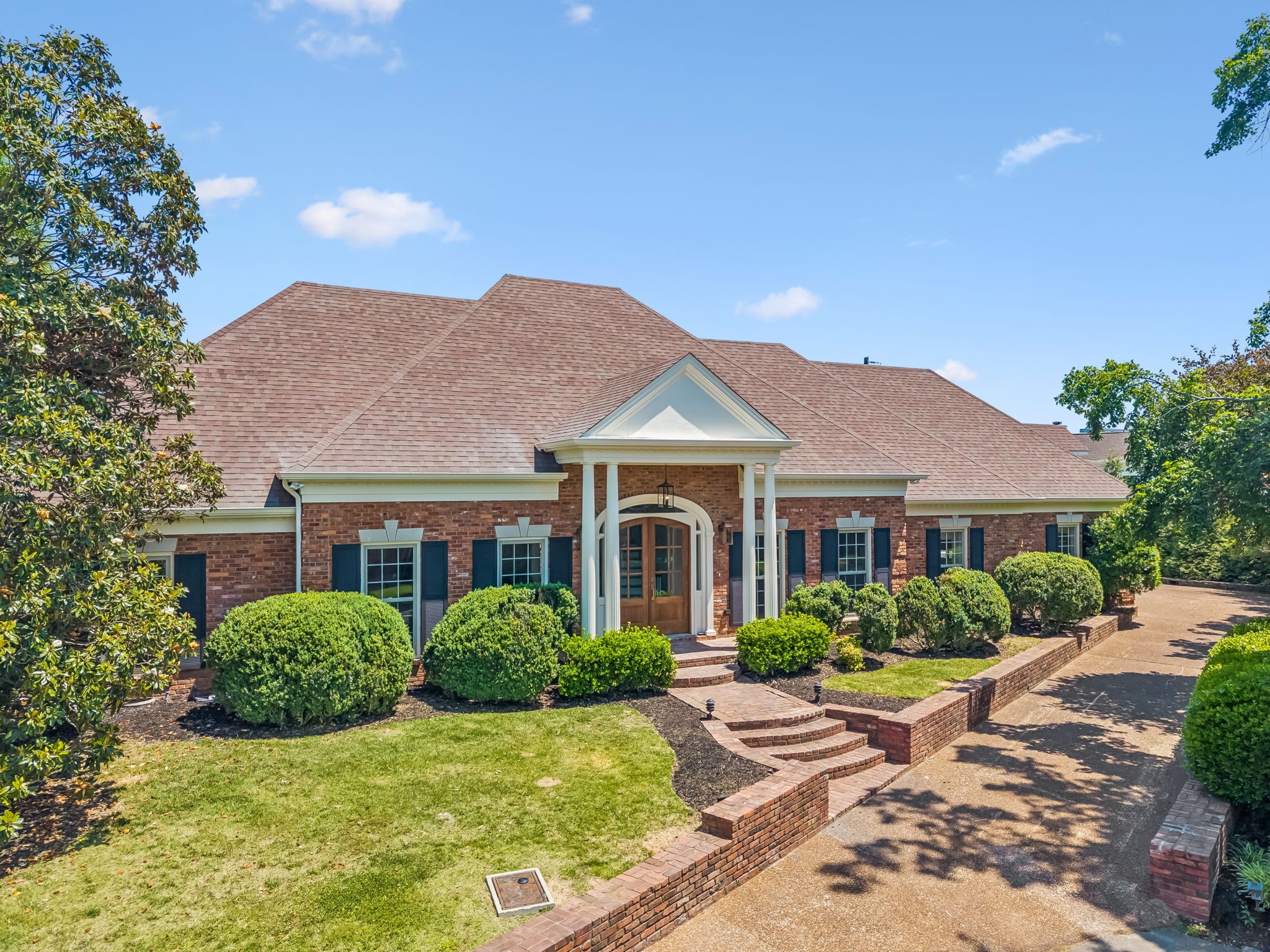 4111 Legend Hall Dr