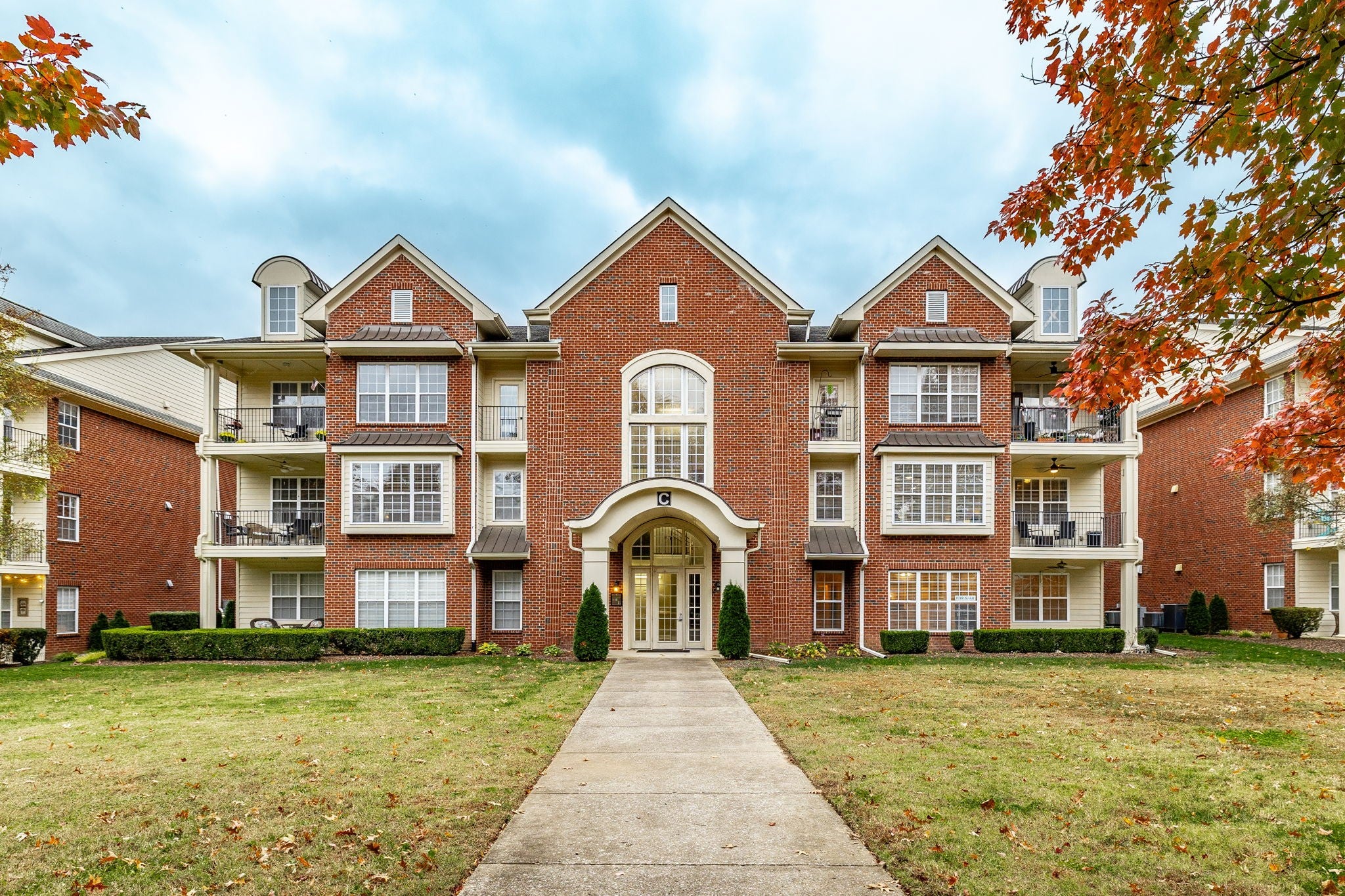 2-bed condo at 3201 Aspen Grove Dr C3, Franklin, sold February 12, 2026