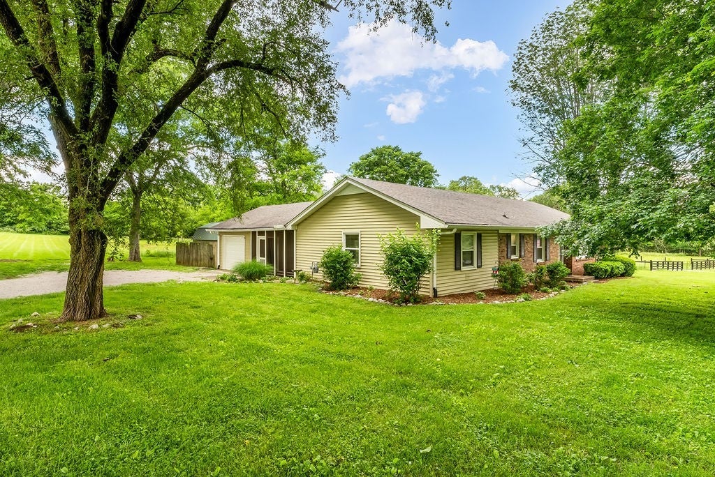 2086 Wilson Pike