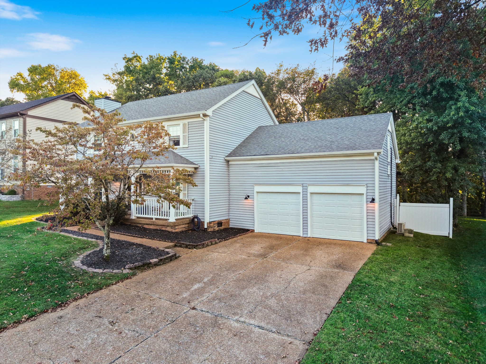 2019 Hidden Cove Rd