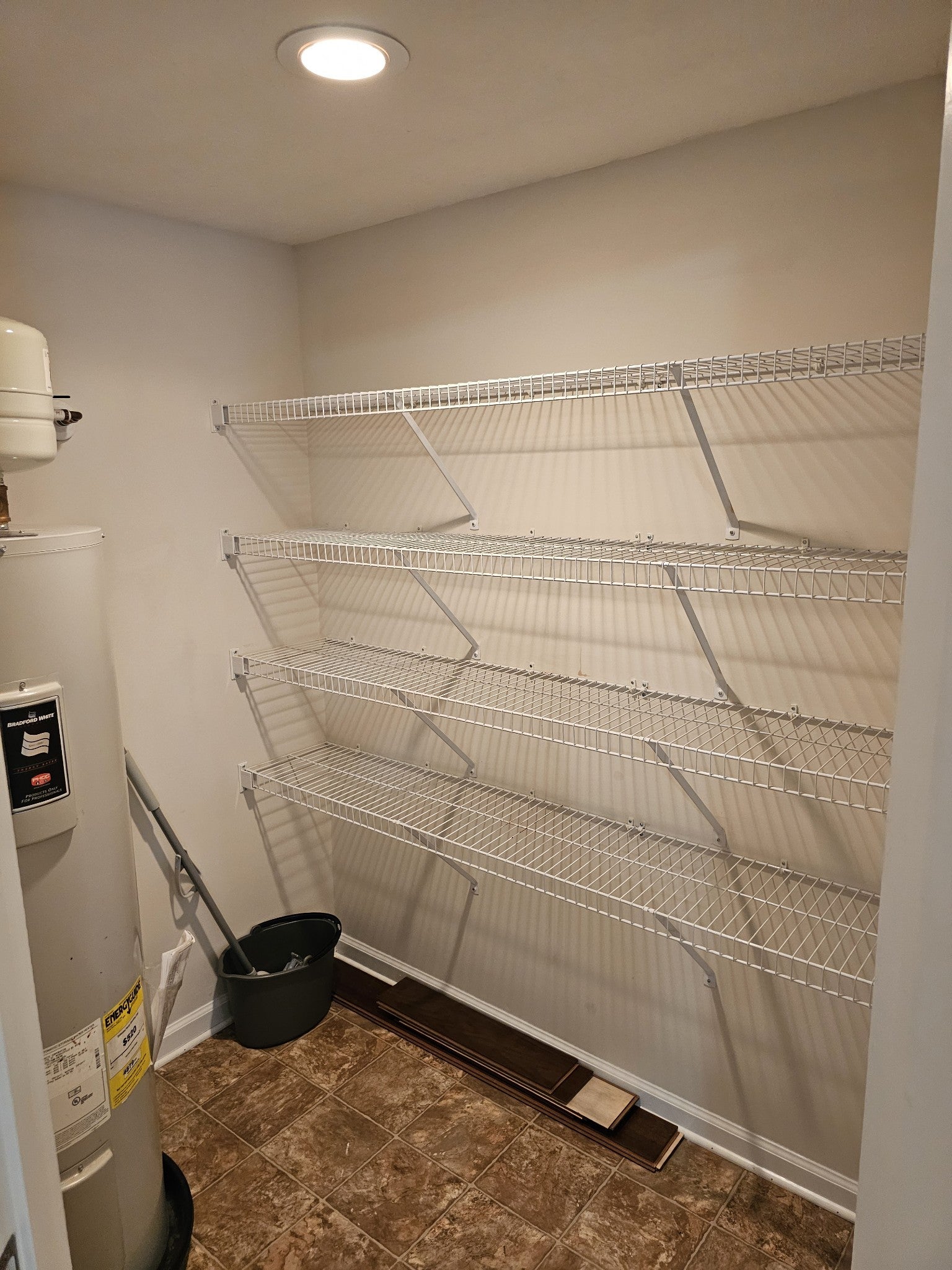 1402 Orange Ct