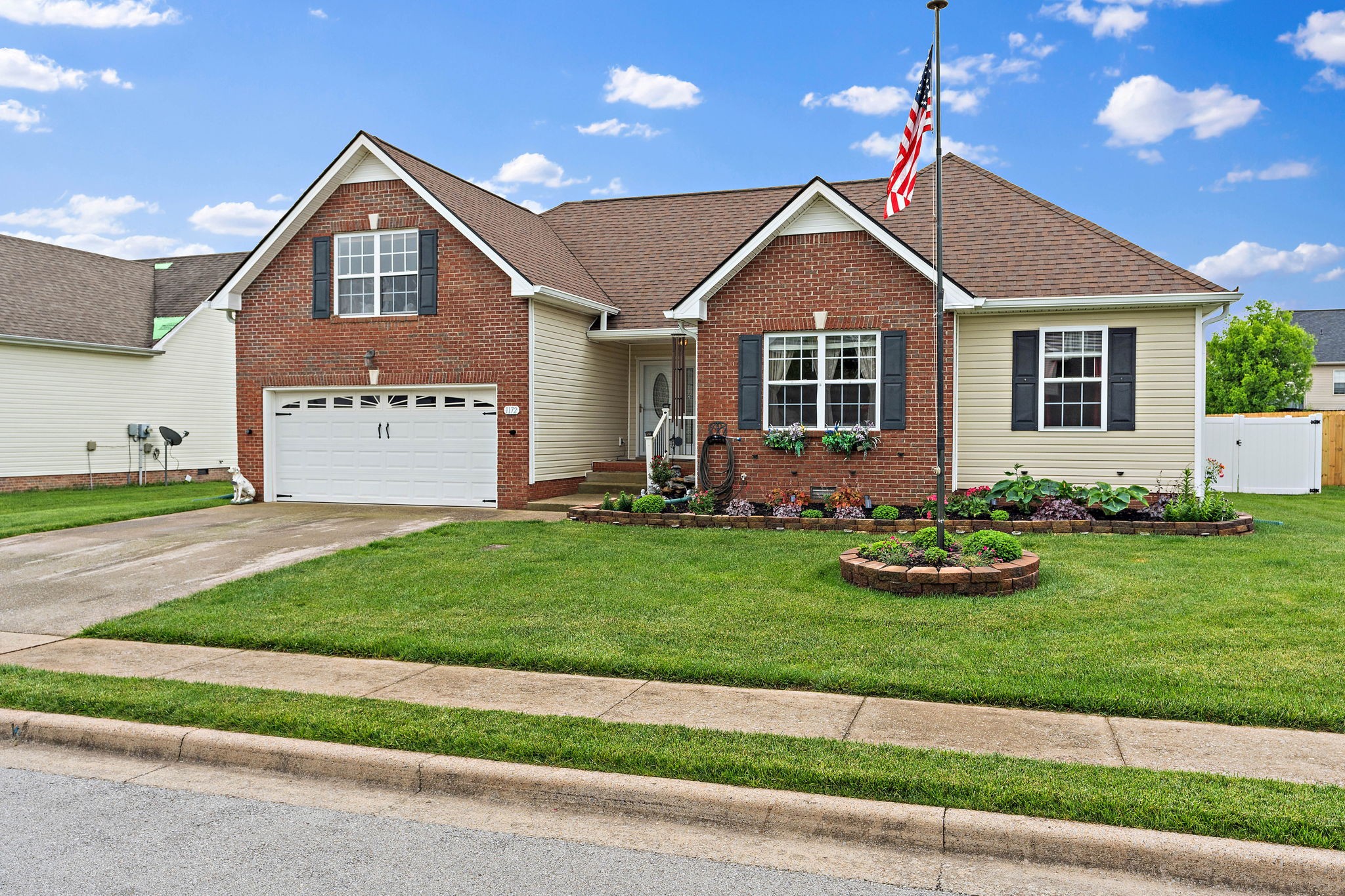 1172 Country Fields Ln