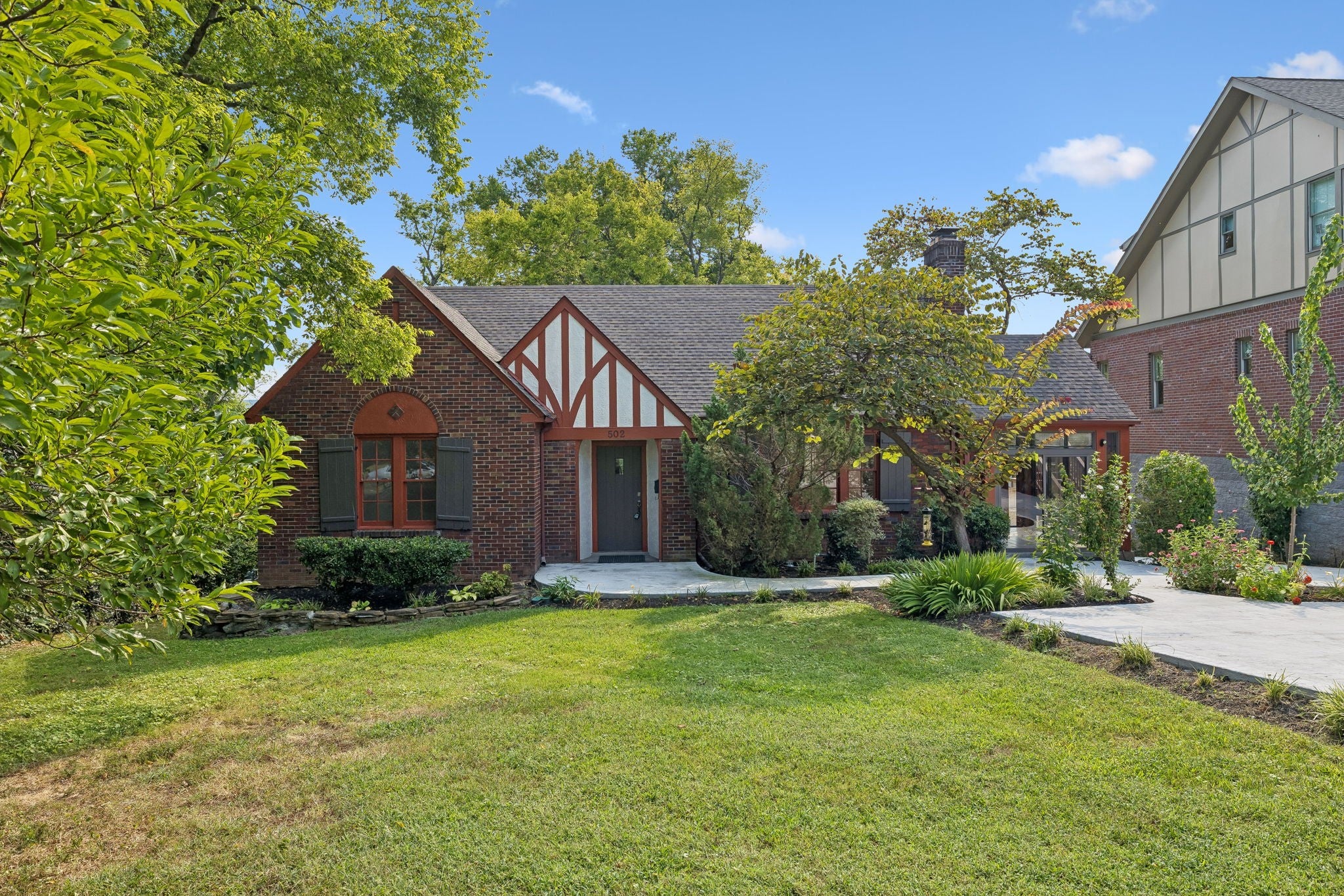 5-bed listing at 502 32nd Ave S, Nashville