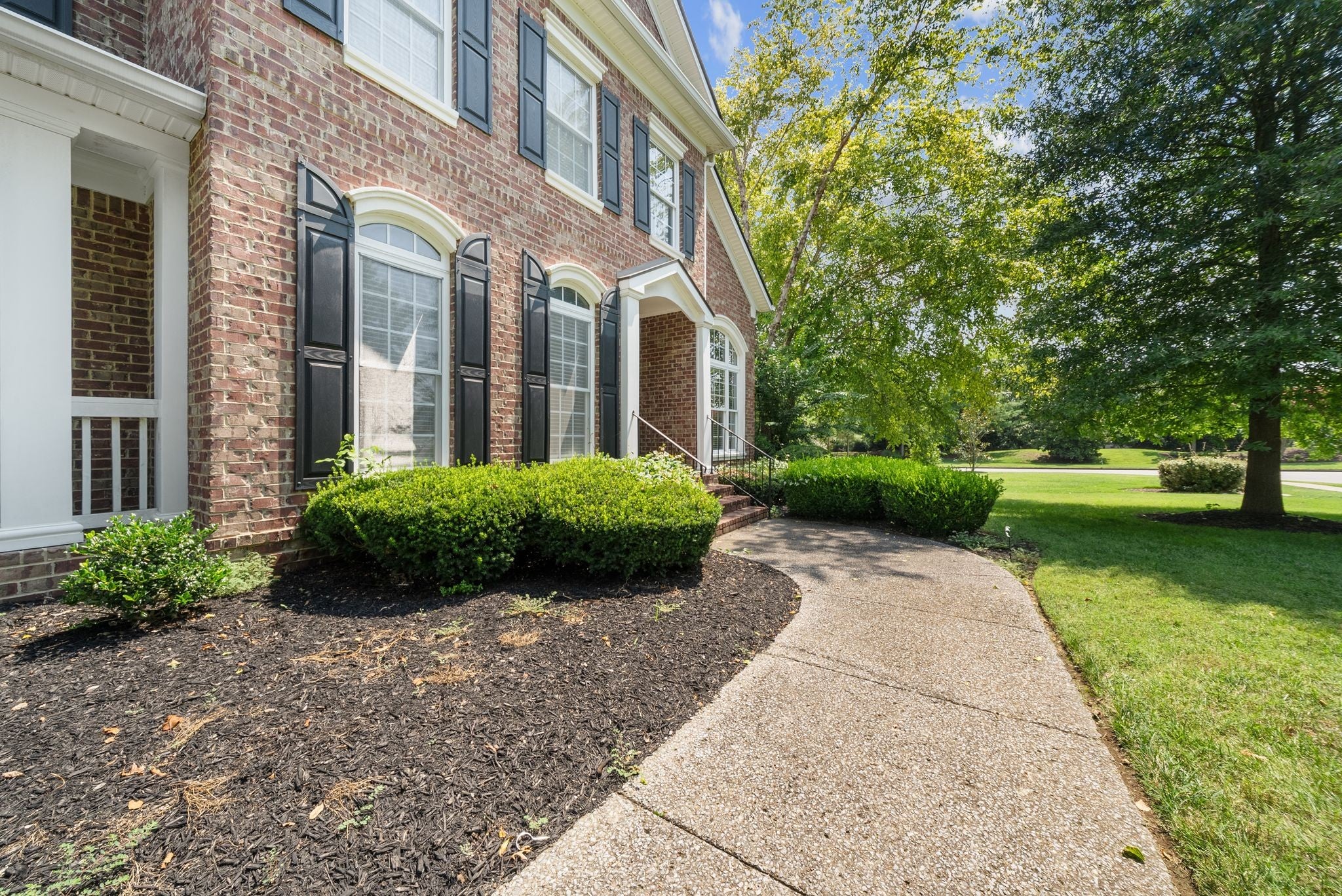 4-bed home for sale in Nolensville, TN 37135, 1300 Bull Run Ct 1300 Bull Run Ct, Nolensville TN 37135 4-bed home, photo 4 of 60