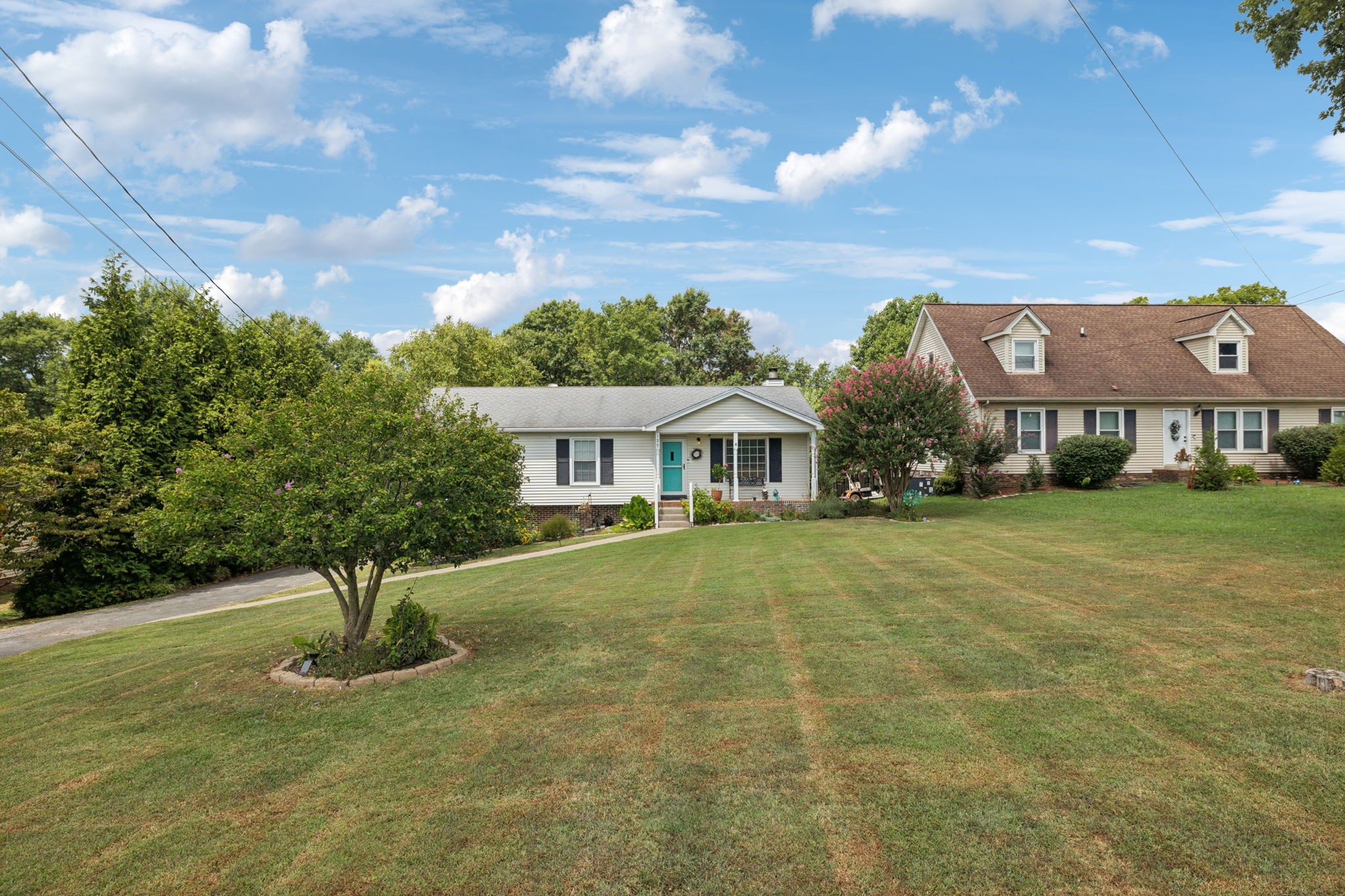 135 Riverwood Dr