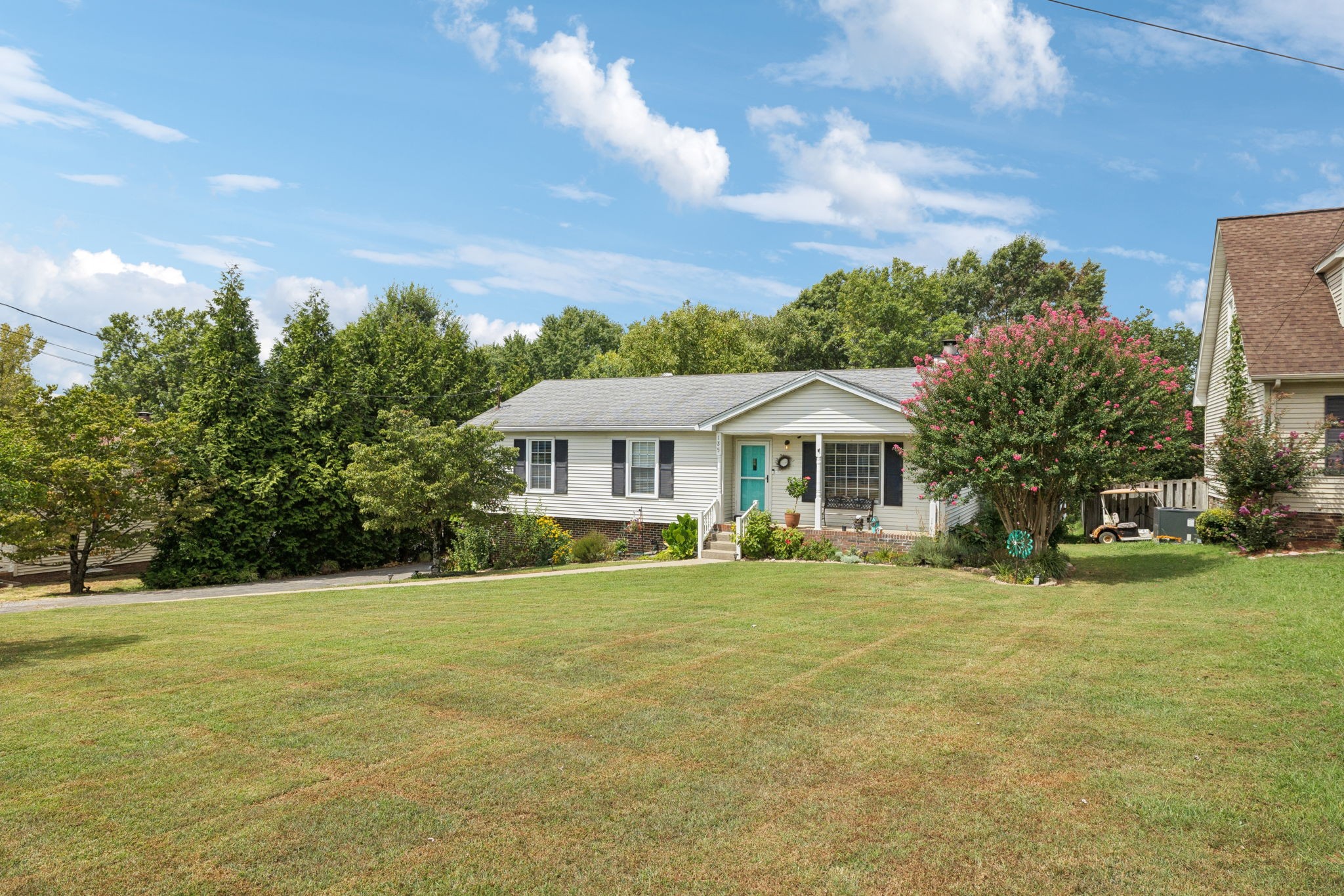 135 Riverwood Dr