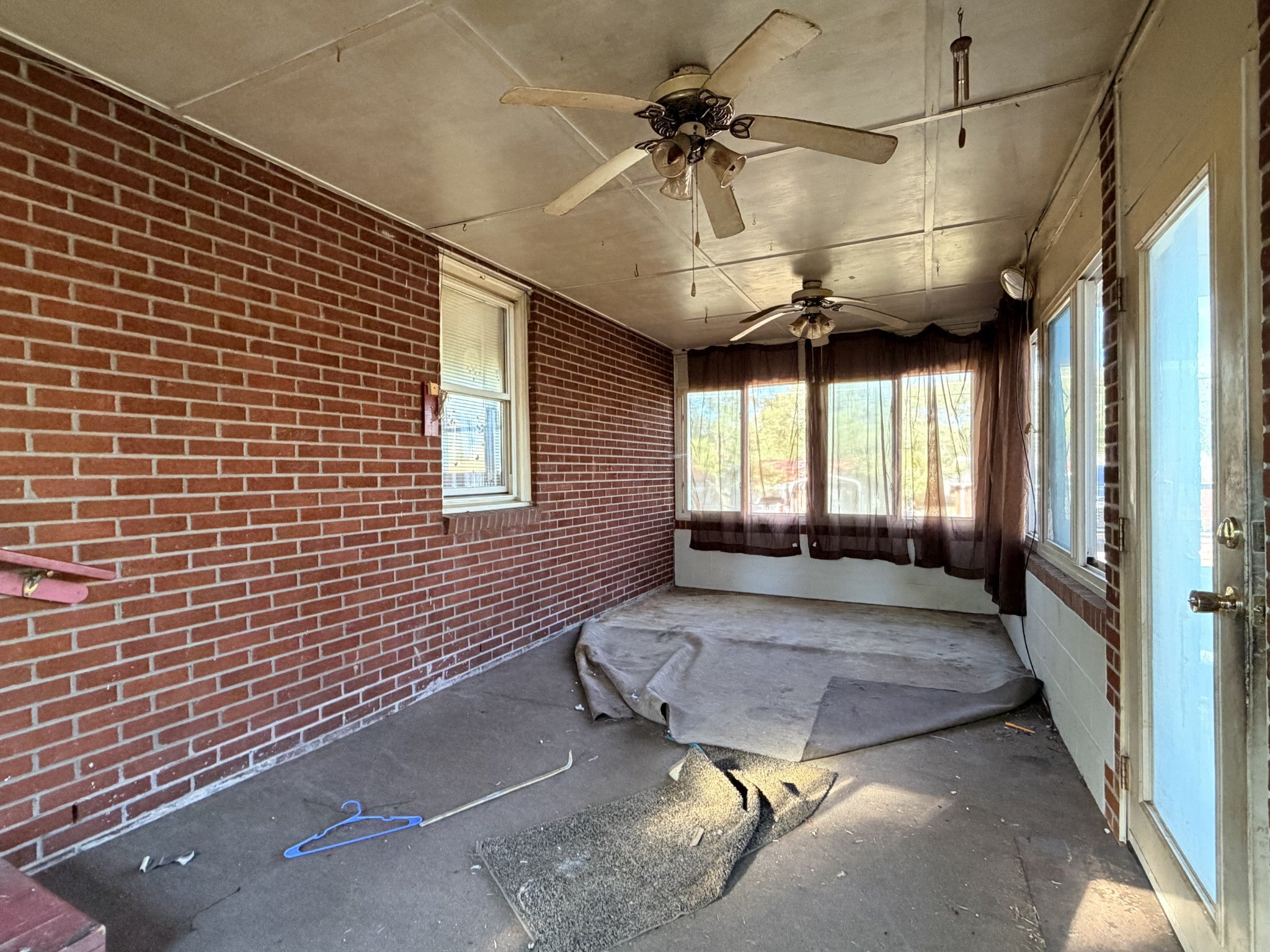 317 Woodlawn Dr