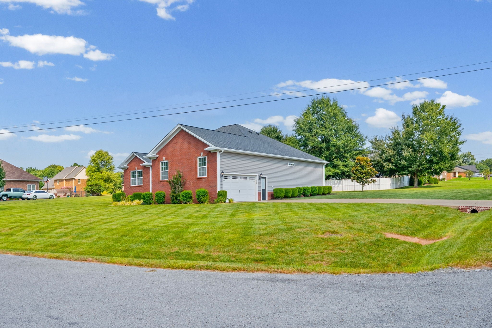 201 Quincy Dr