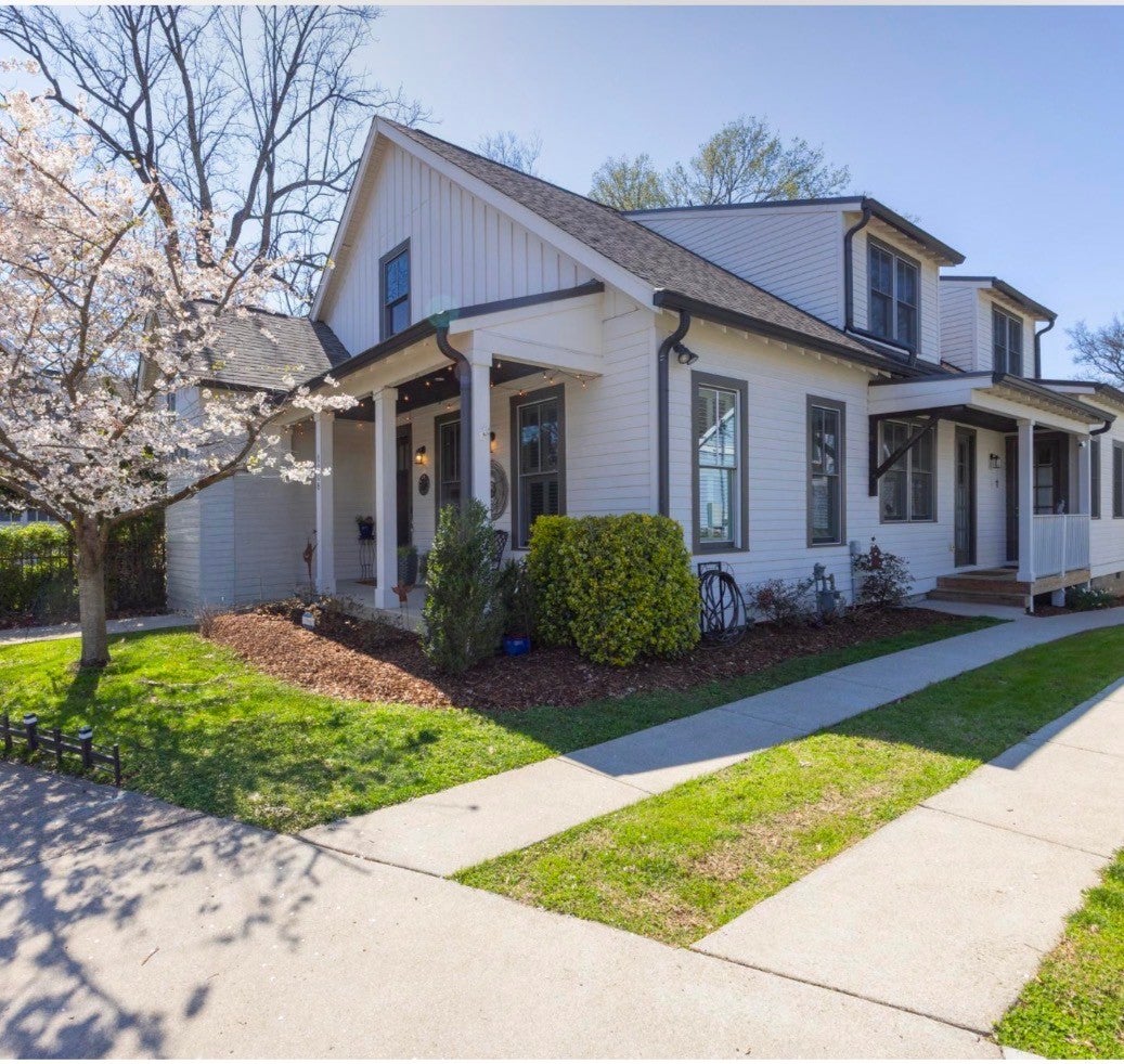 3-bed Airbnb at 1208 Chapel Ave, Nashville, sold June 17, 2026