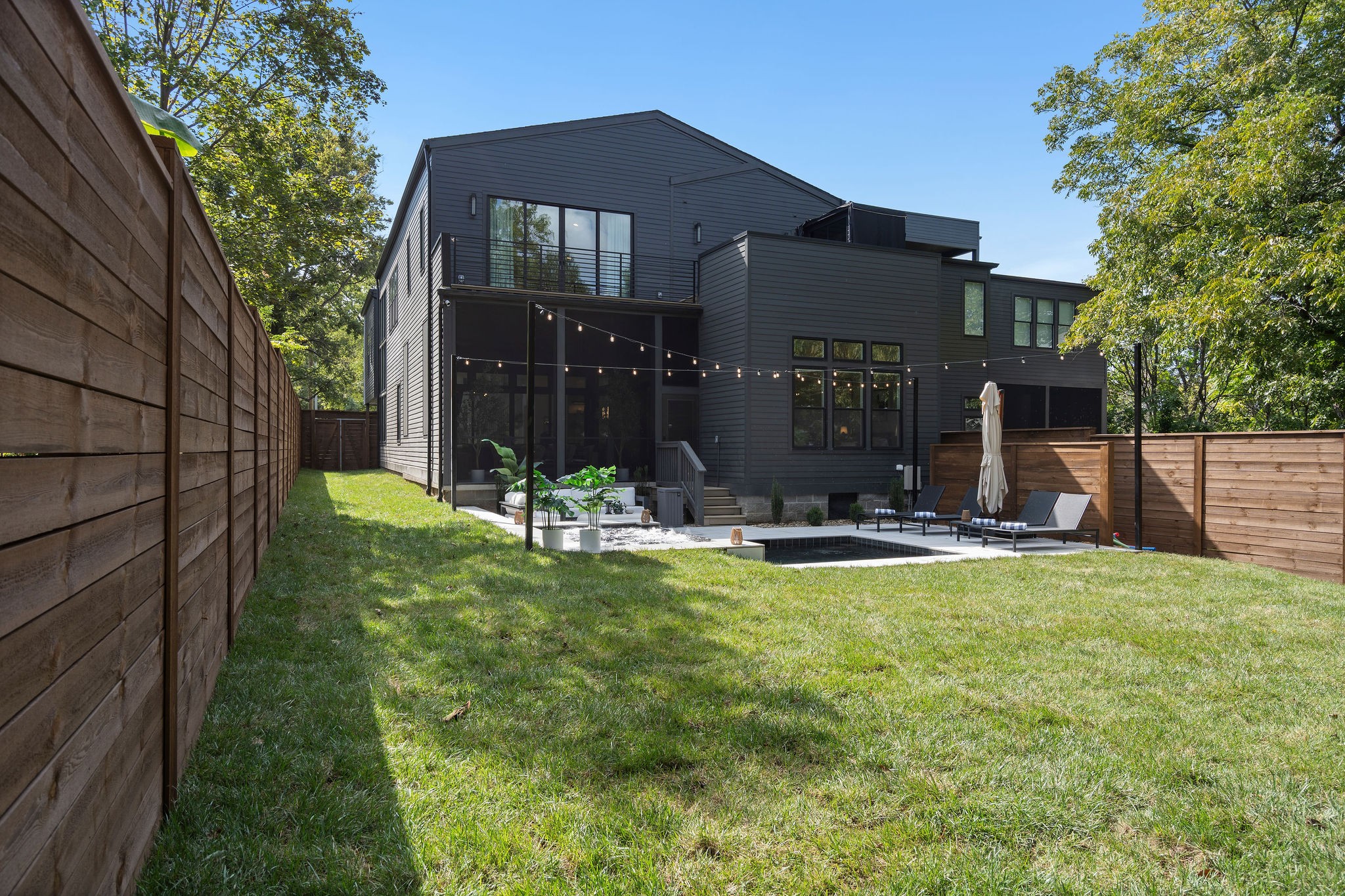 2020 Castleman Dr