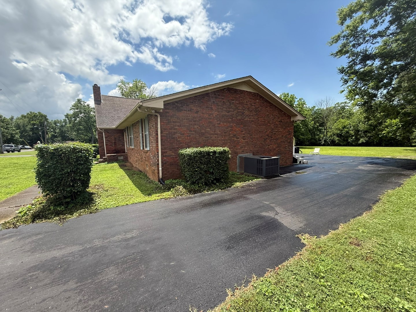 1126 Glaze Ct