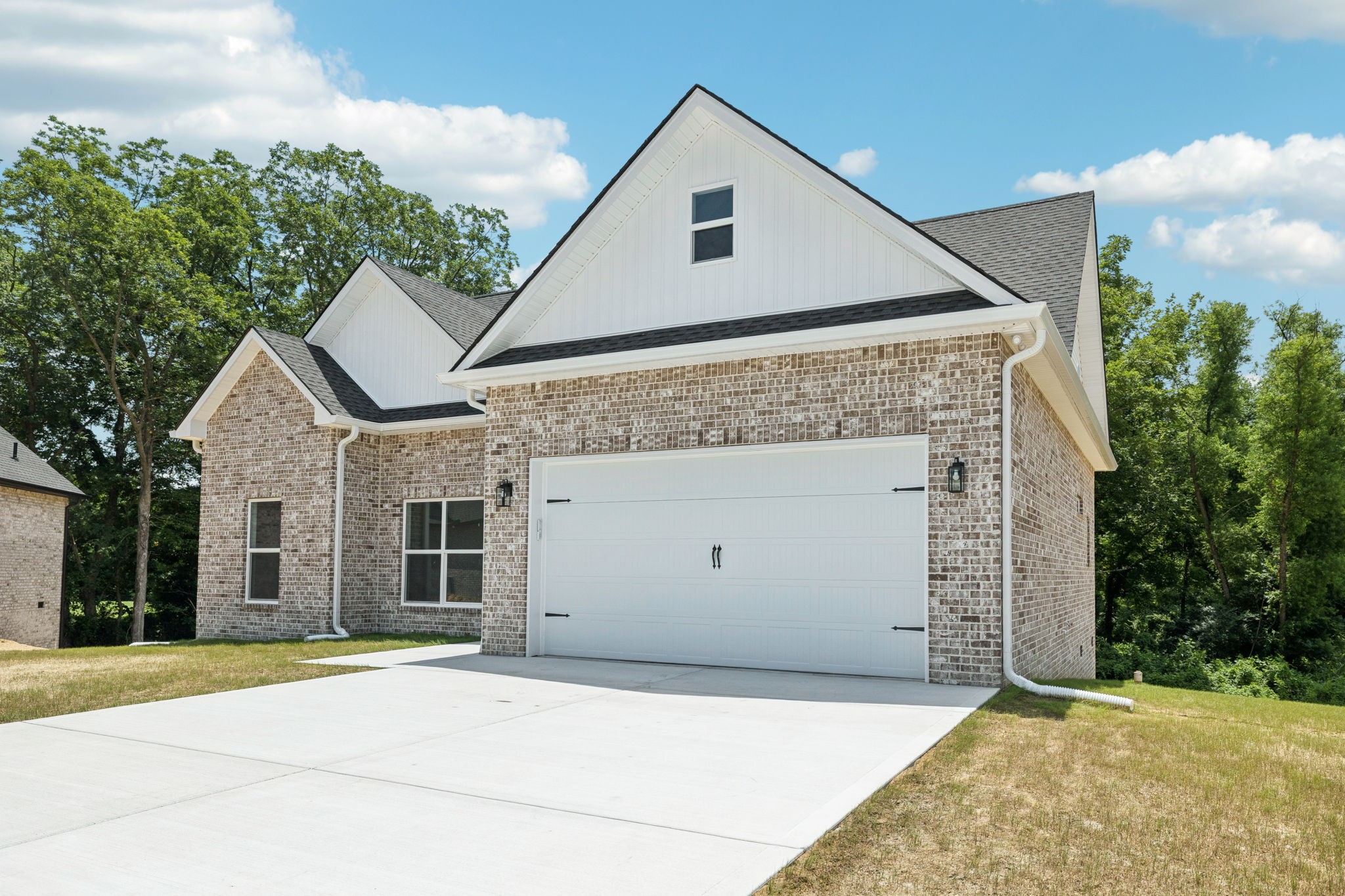 215 Beckam Way