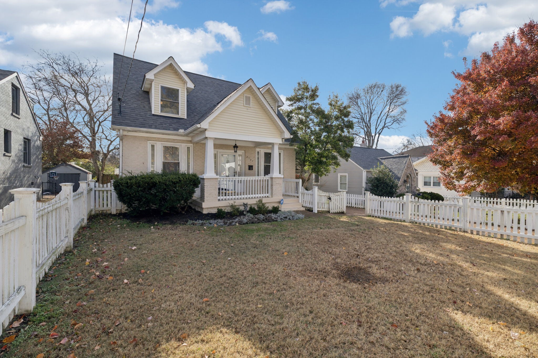 2507 Sunset Pl