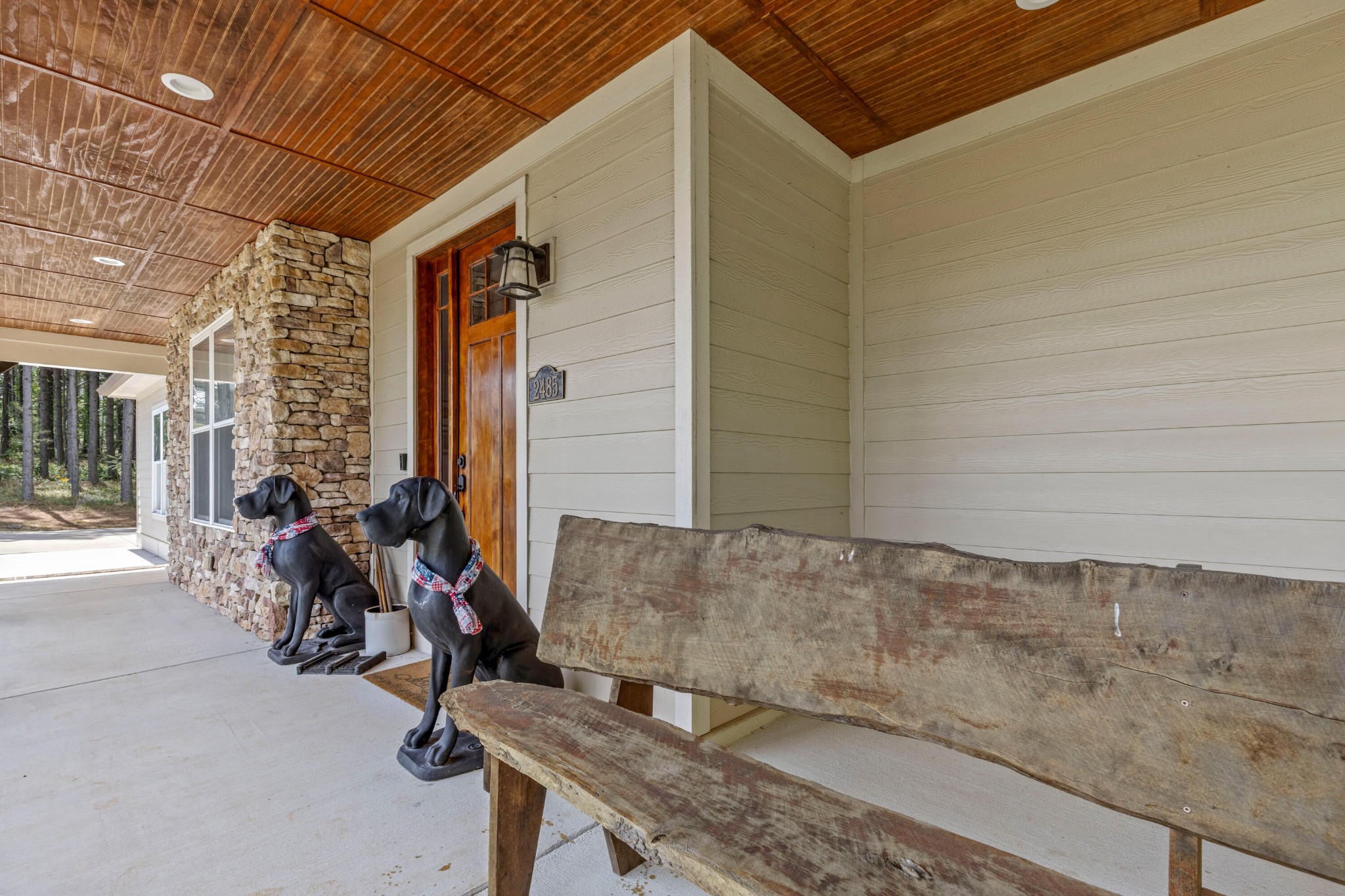 2485 River Bluffs Drive