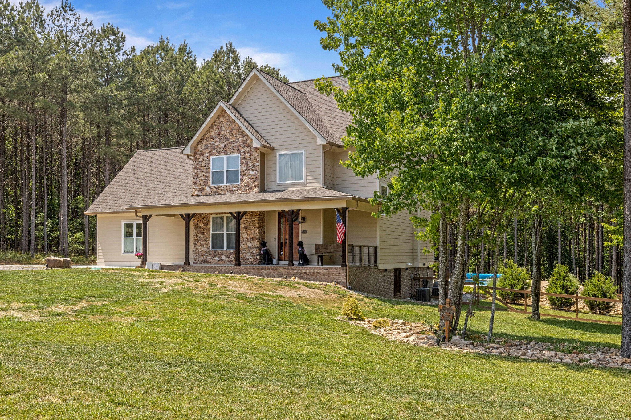 2485 River Bluffs Drive