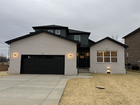 281 Bluebell Dr Clarksville TN 37043