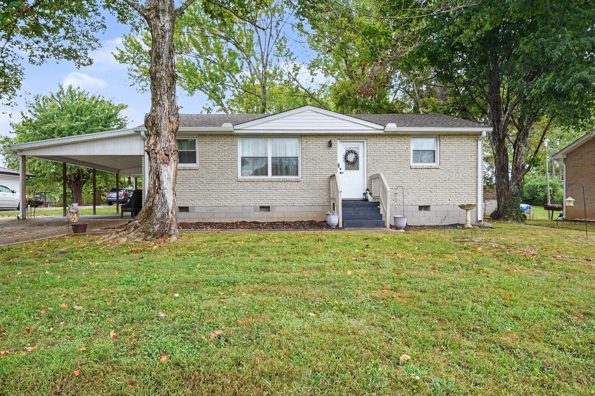 210 Alsup Dr