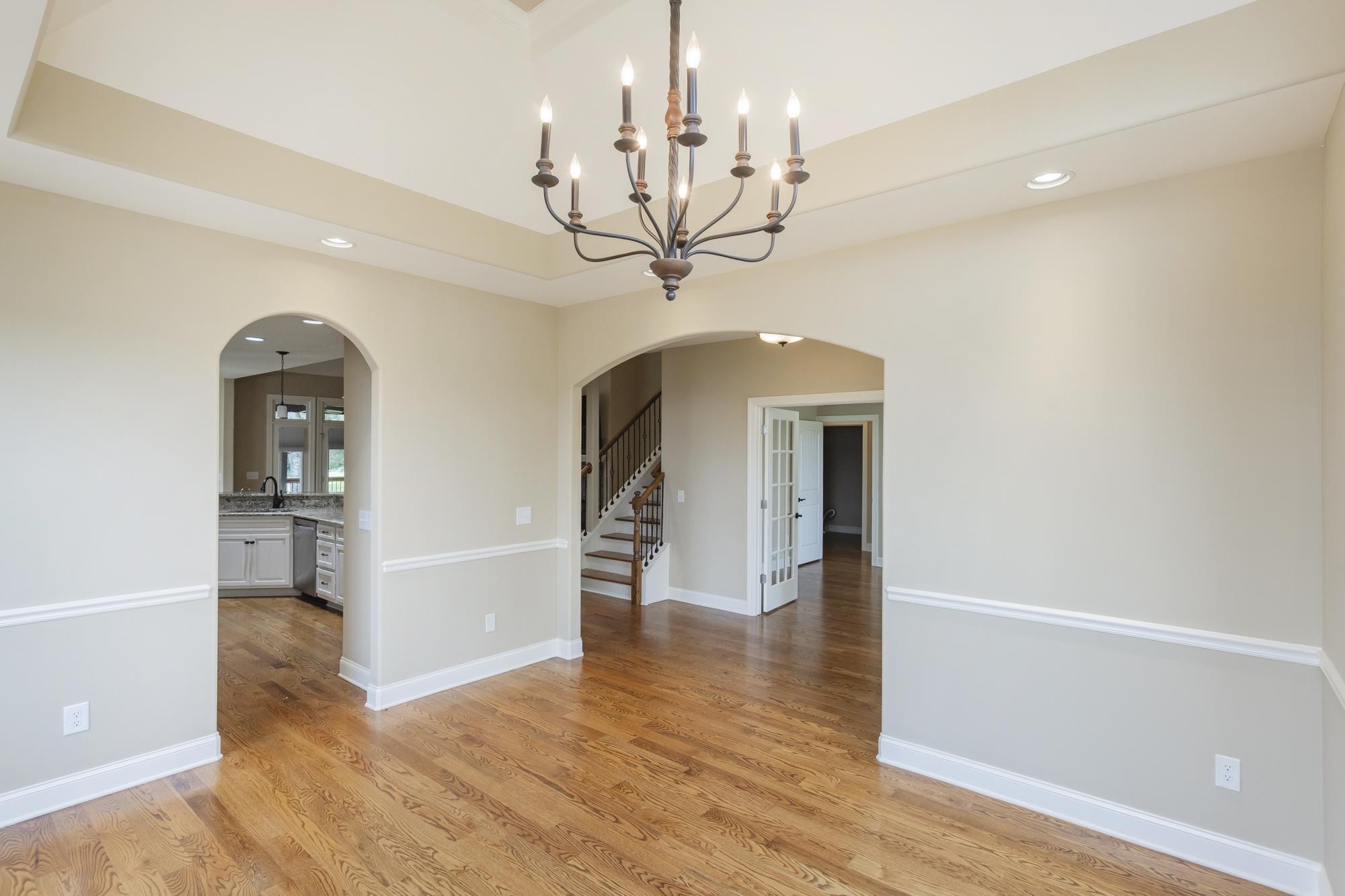 111 Country Hills Dr