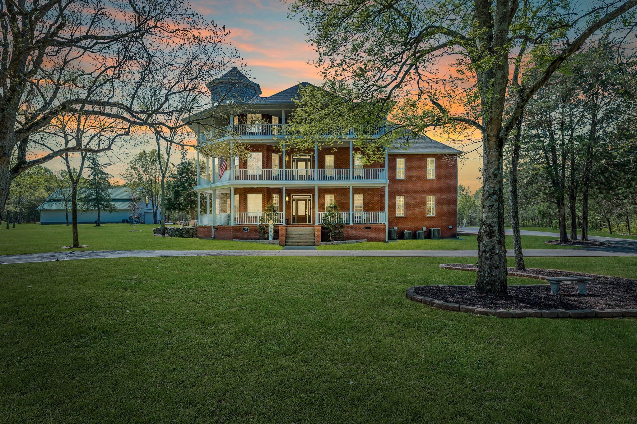 115 Rea Dr