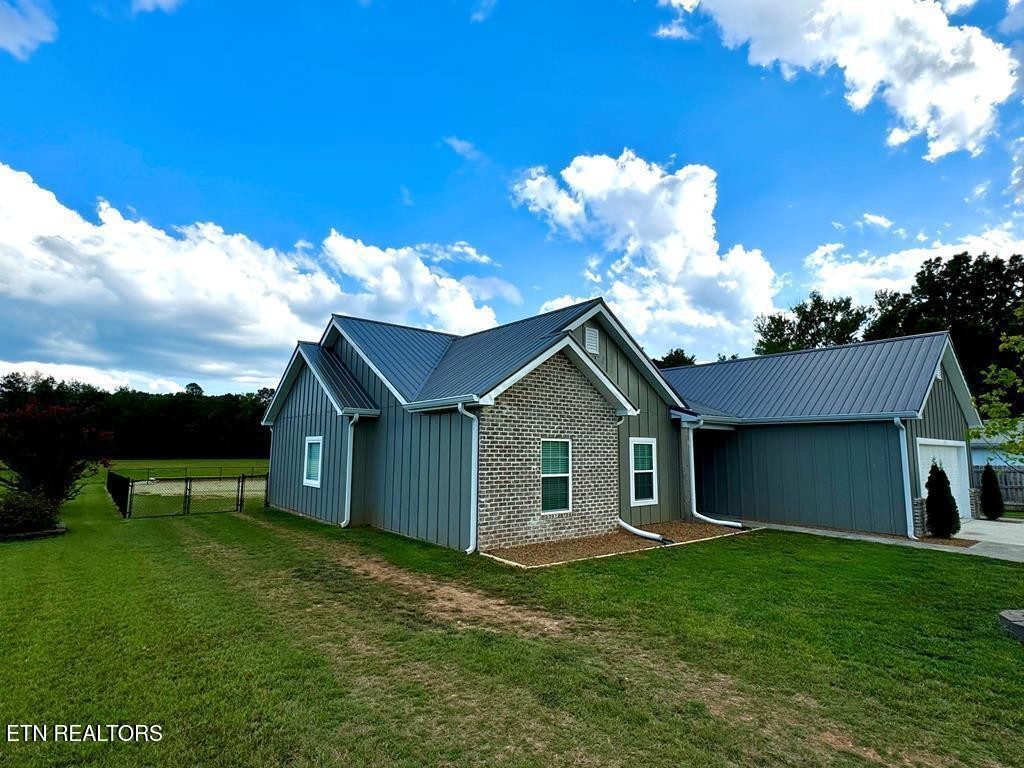 2955 Rickman Rd Rd