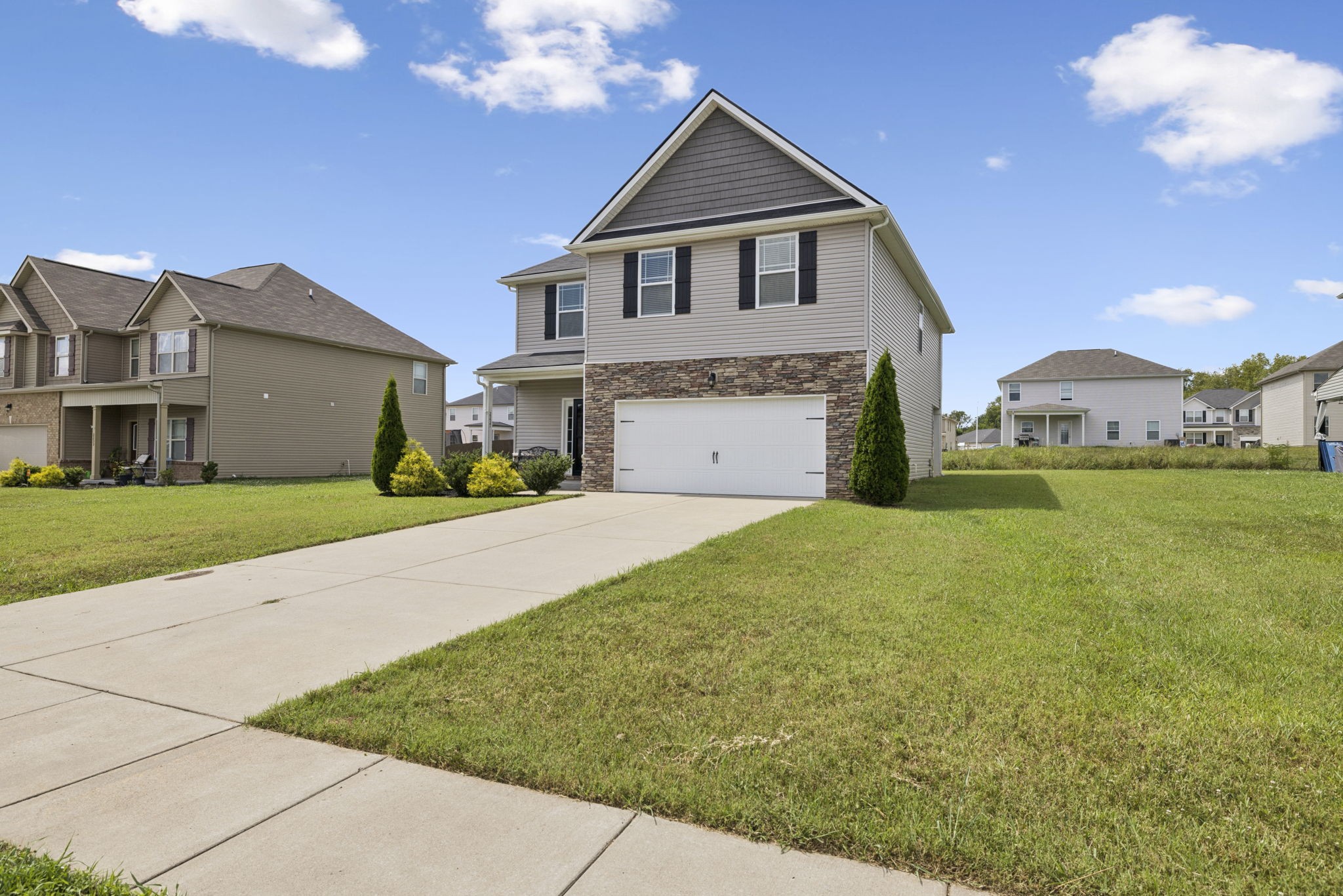 2237 Pathfinder Dr