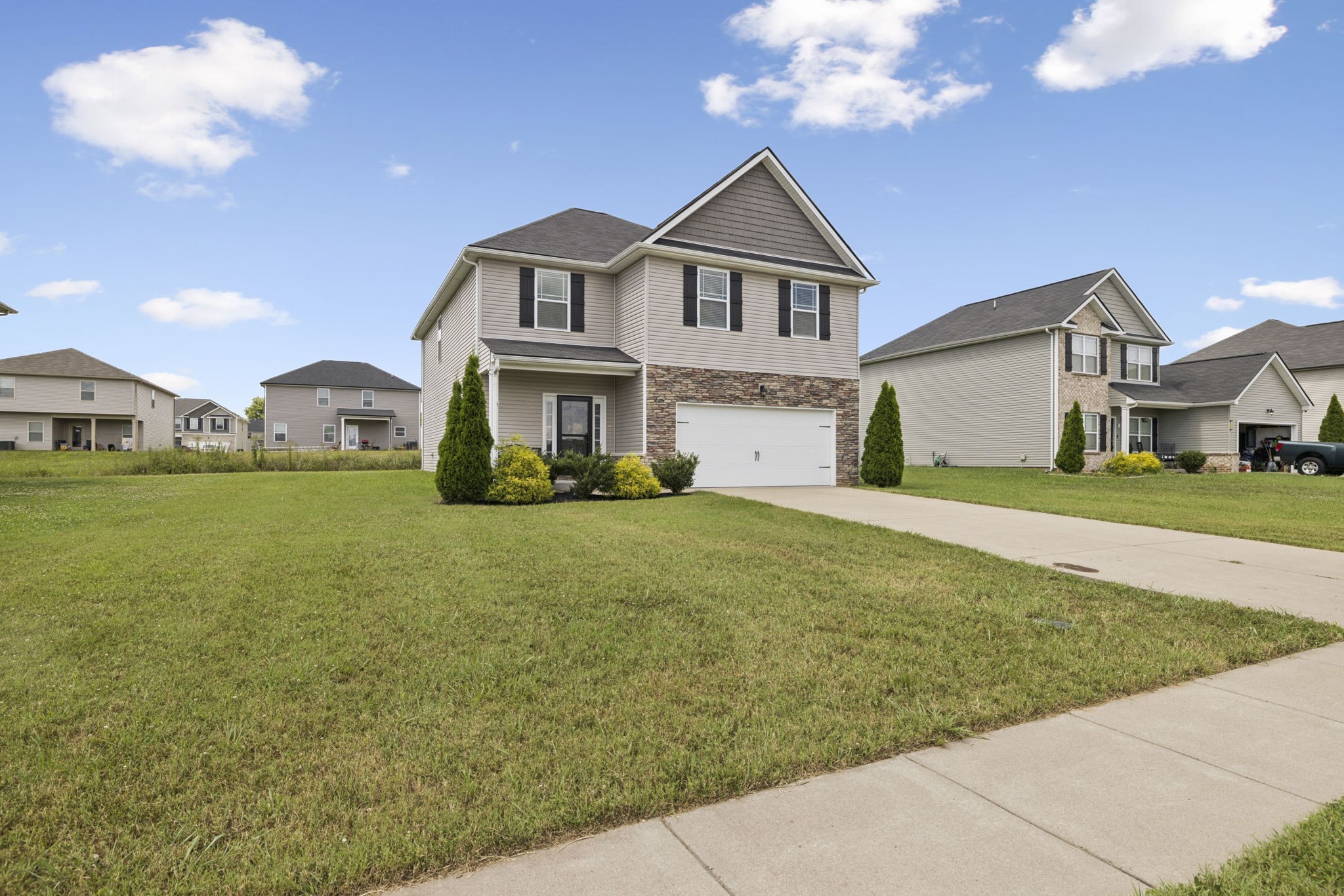 2237 Pathfinder Dr
