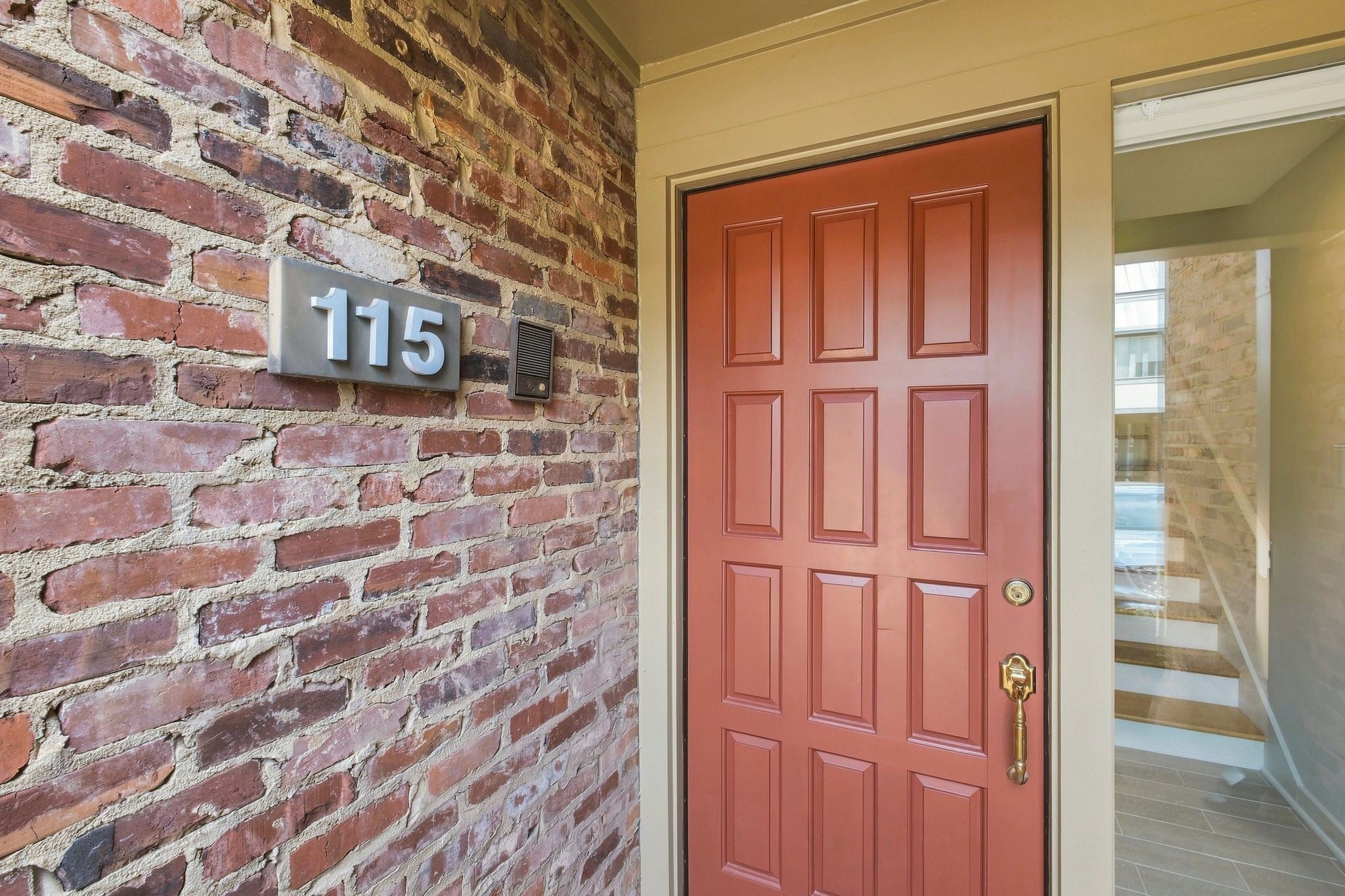 115 Hampton Pl 115