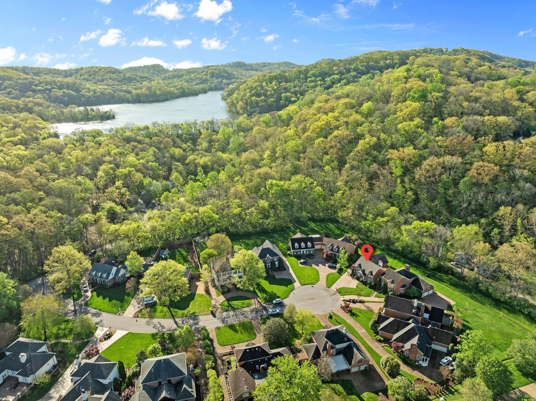 5212 Shenandoah Court