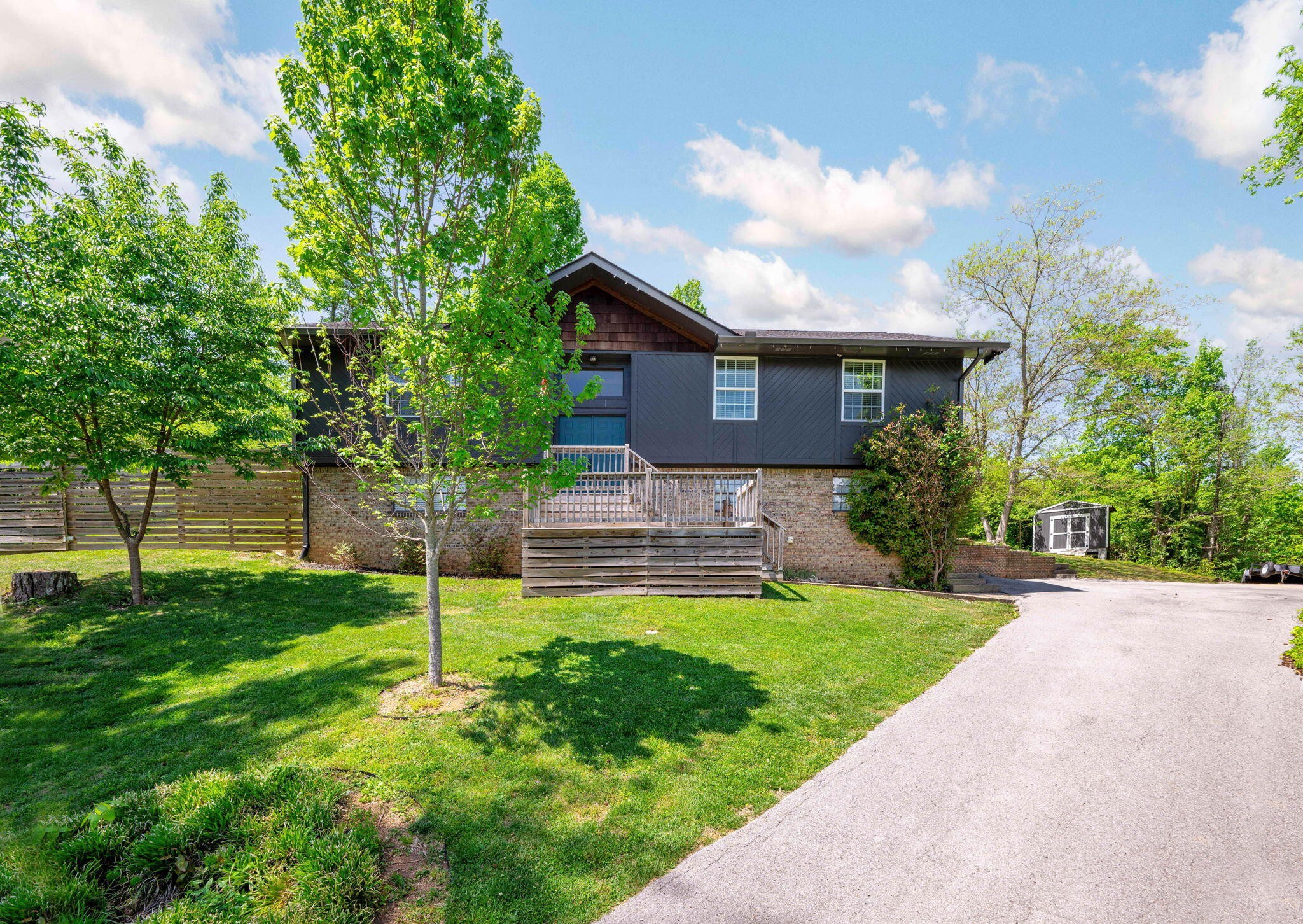 2405 Hickory Ridge Drive