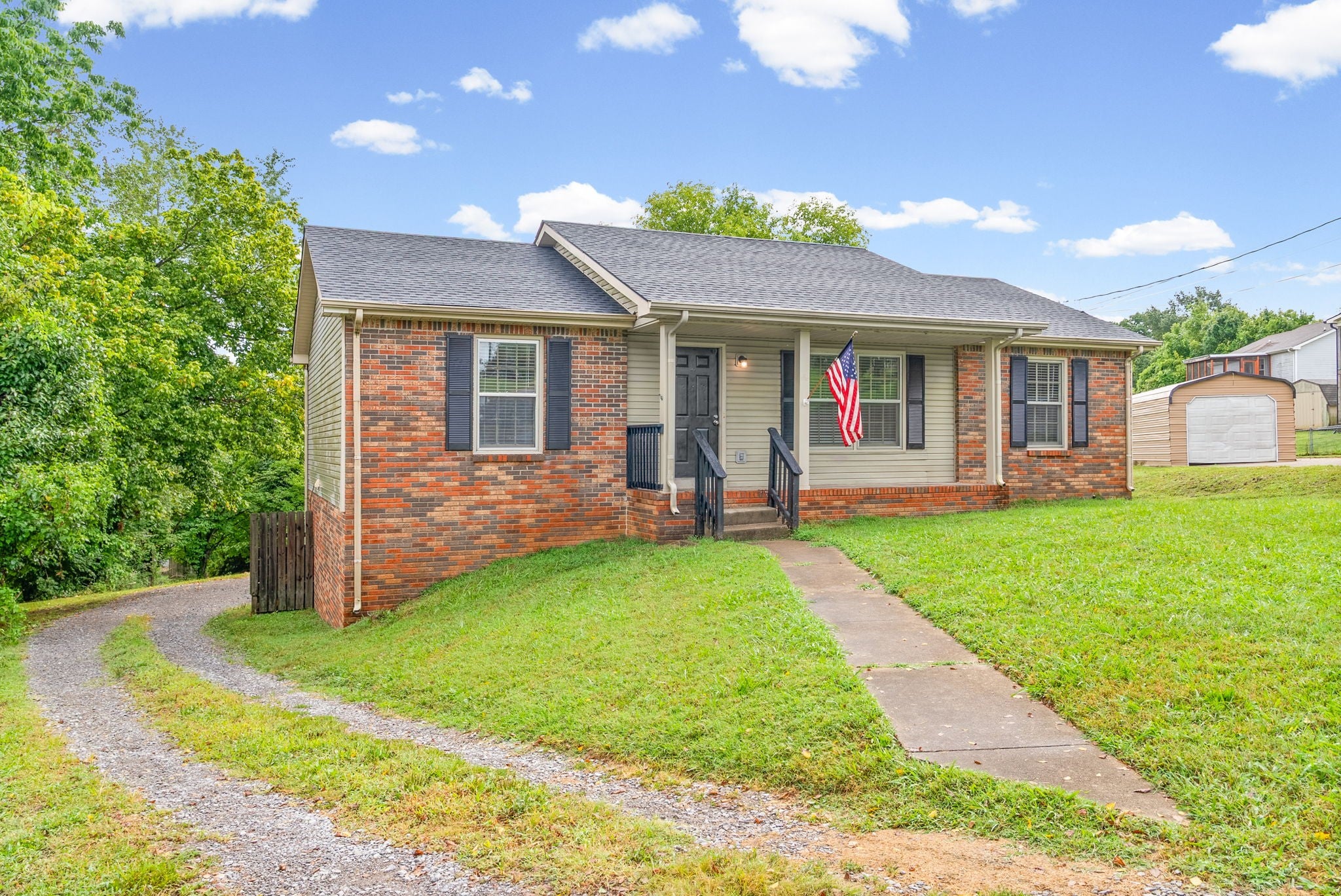 2027 Windroe Dr