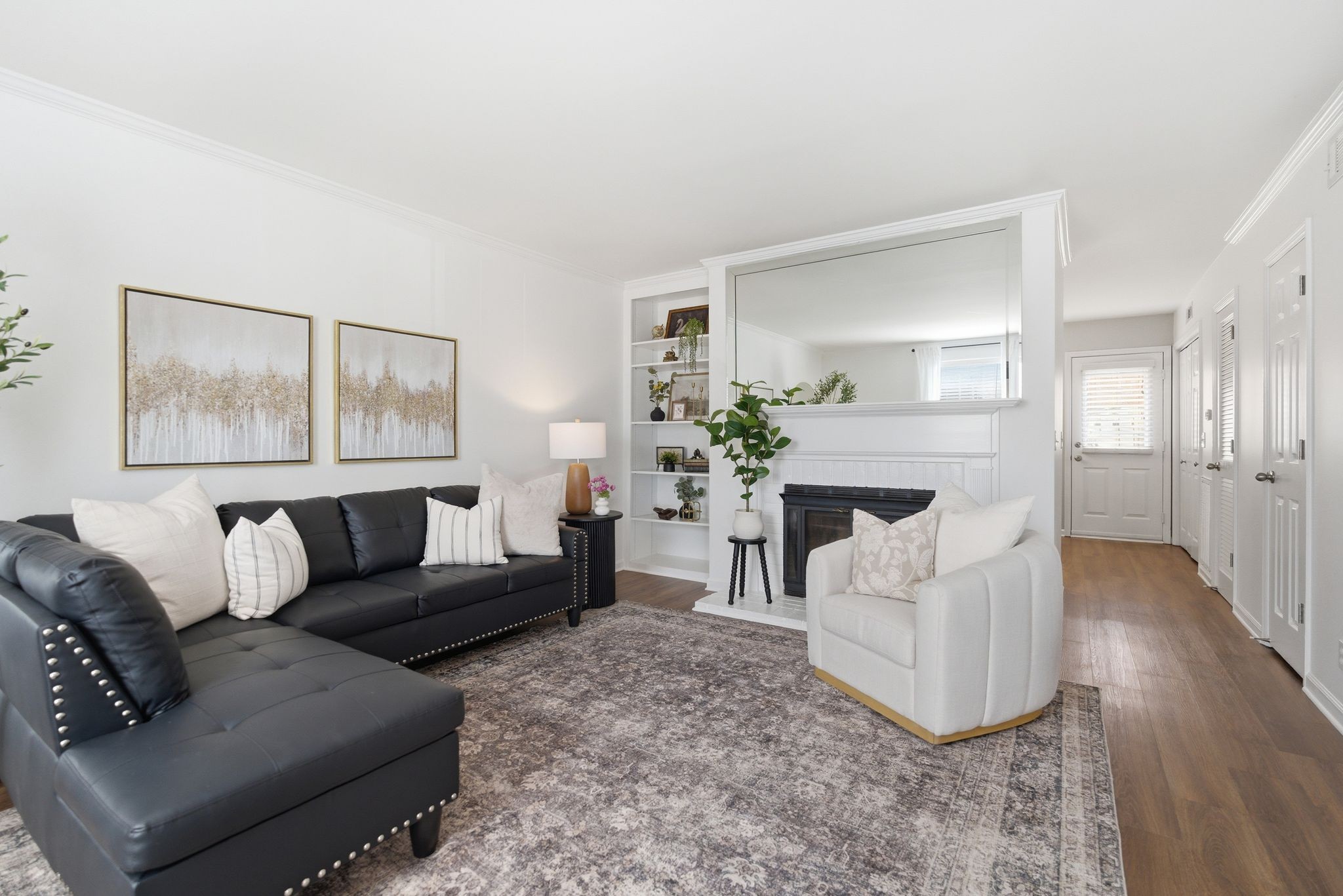 200 Royal Oaks Blvd E3