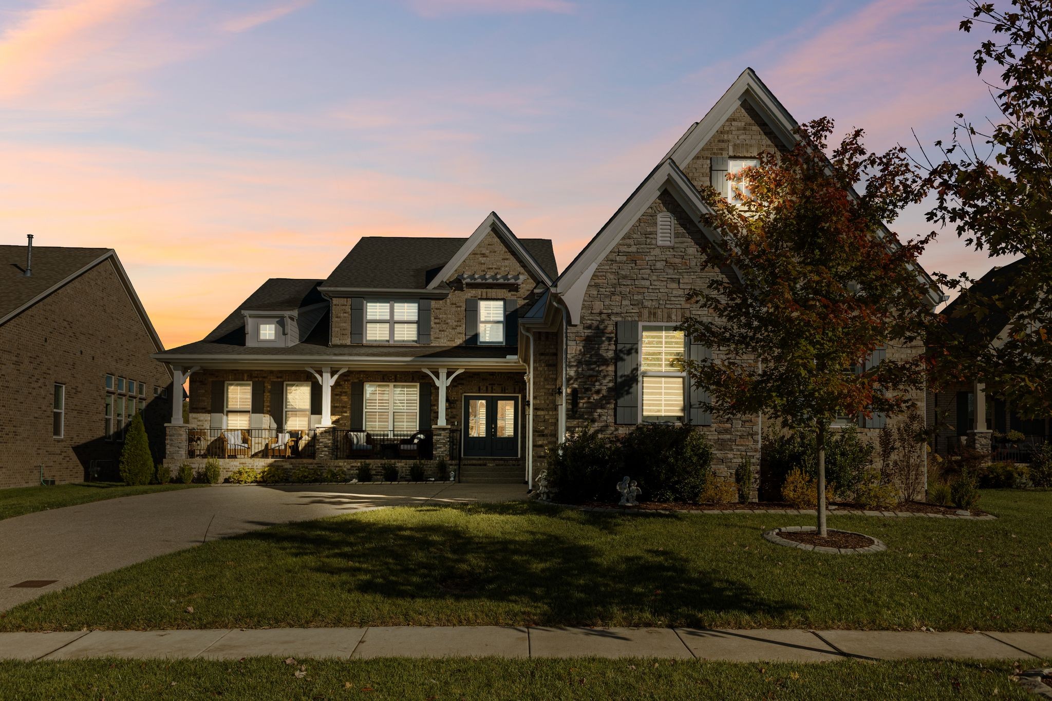 3231 Bradfield Dr