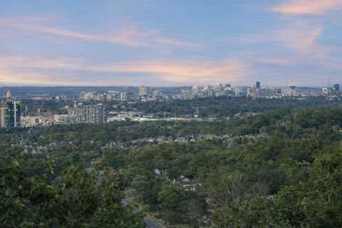 5887 Fredricksburg Dr Nashville TN 37215