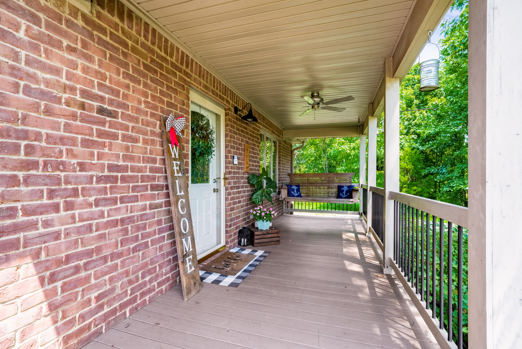 1821 Saundersville Ferry Rd
