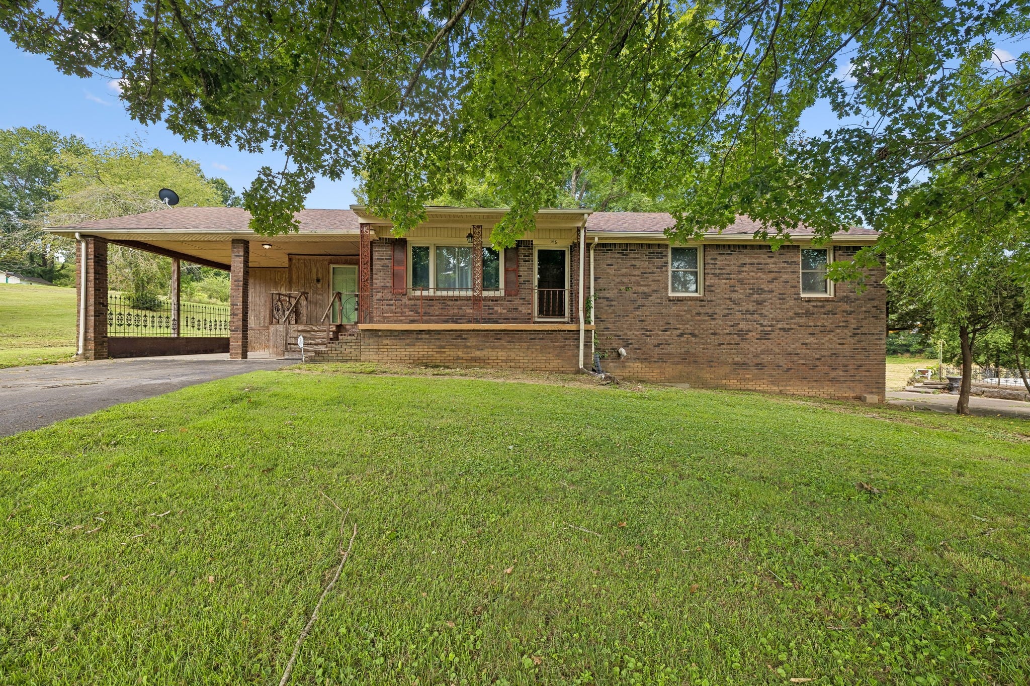 148 Maple St