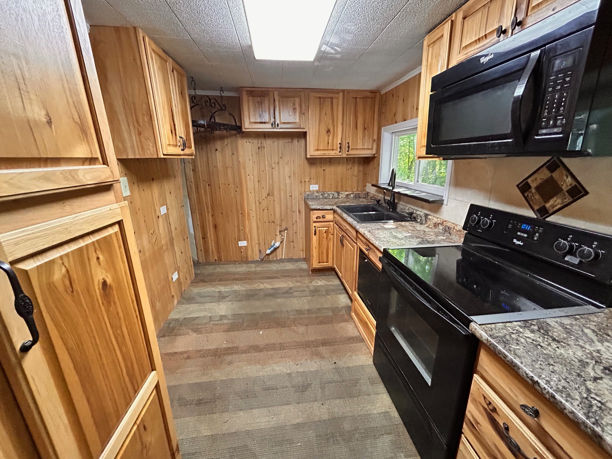 140 Spivey Ln