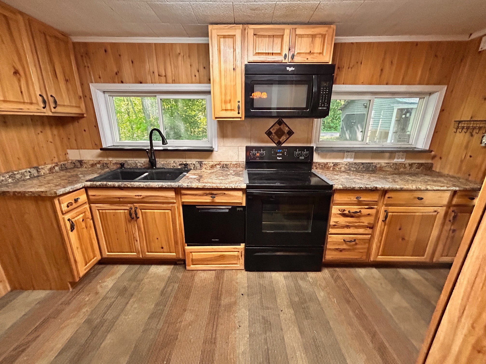 140 Spivey Ln