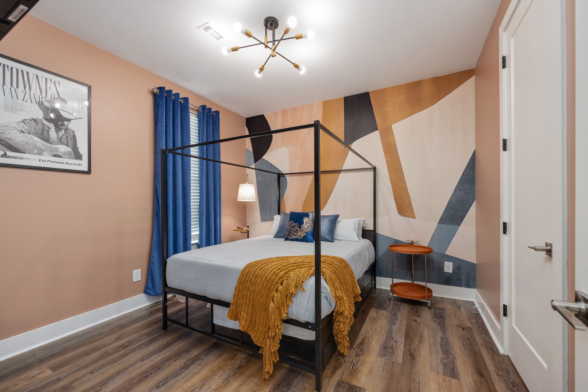 2719 Alameda St 102