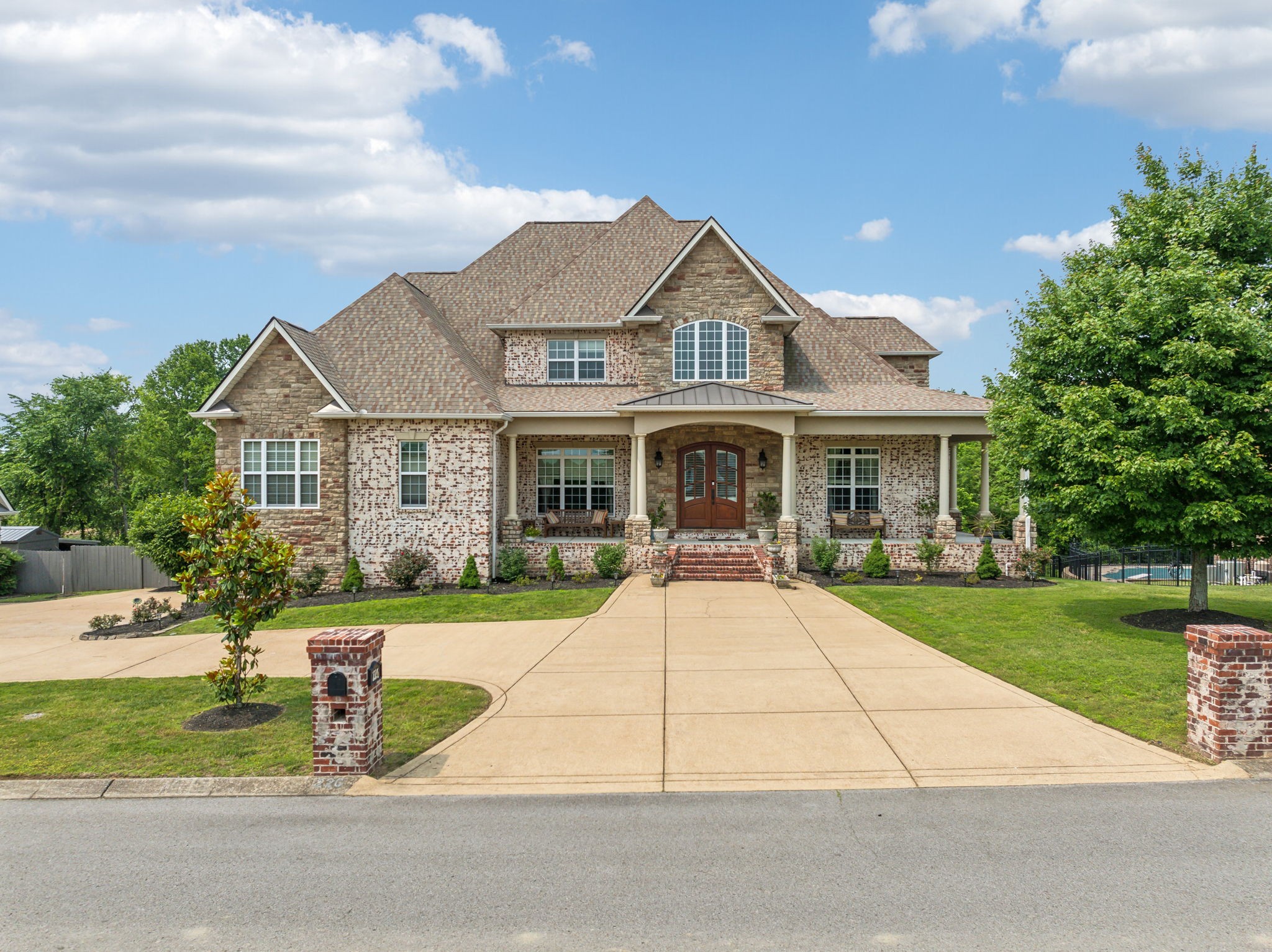 226 Hidden Harbour Dr
