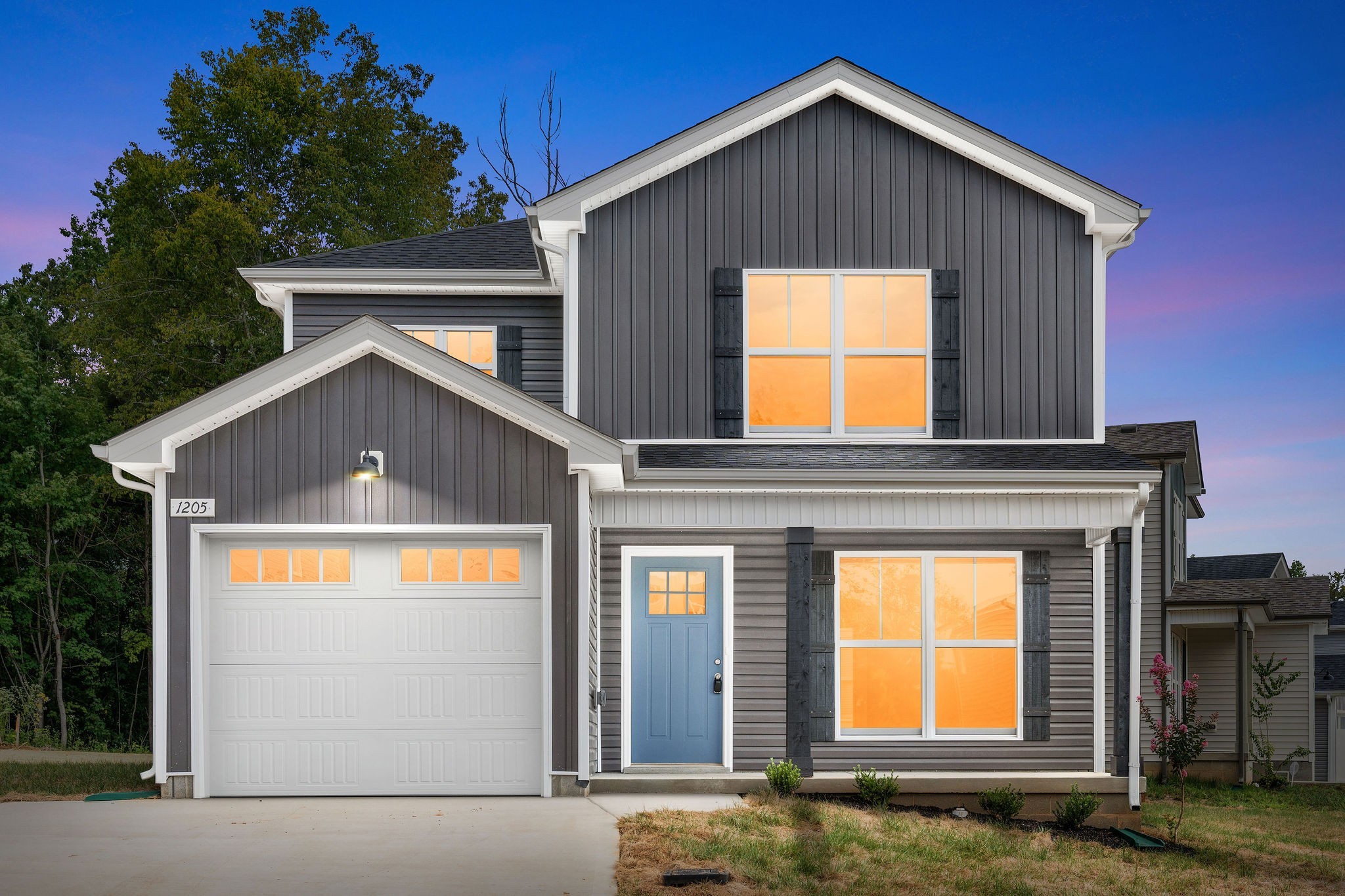 Clarksville, Tennessee 37040, United States, 3 Bedrooms Bedrooms, ,3 BathroomsBathrooms,Residential,Active,90727