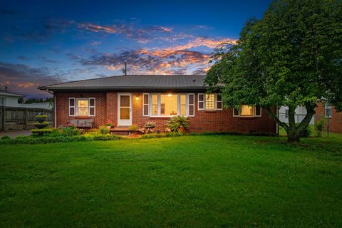 Photo of 135 Barbara Ave, Gallatin, TN 37066 (MLS # 3234167)