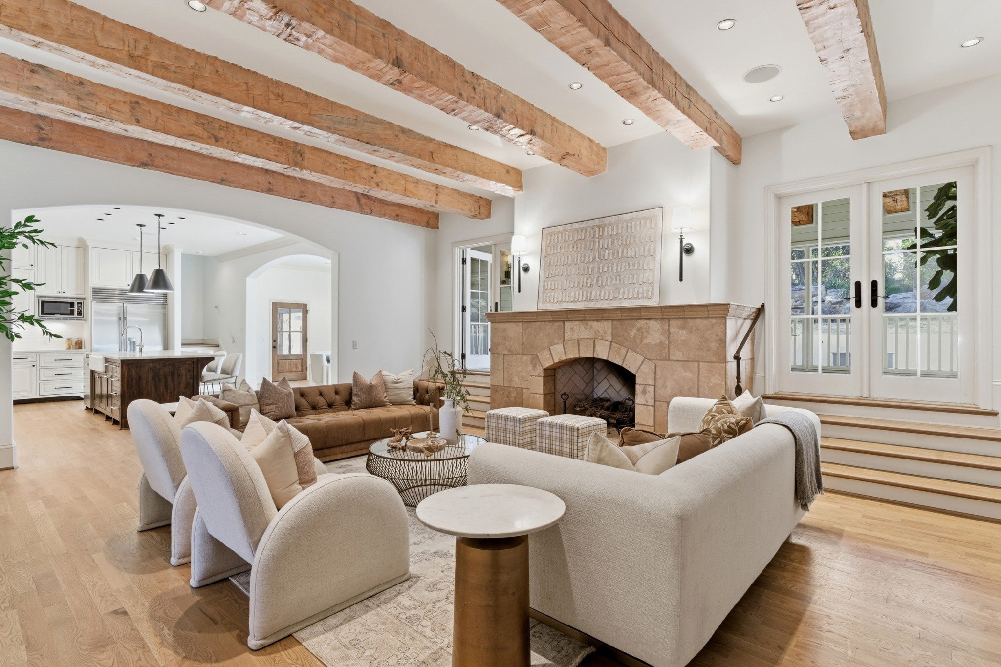4301 Esteswood Dr
