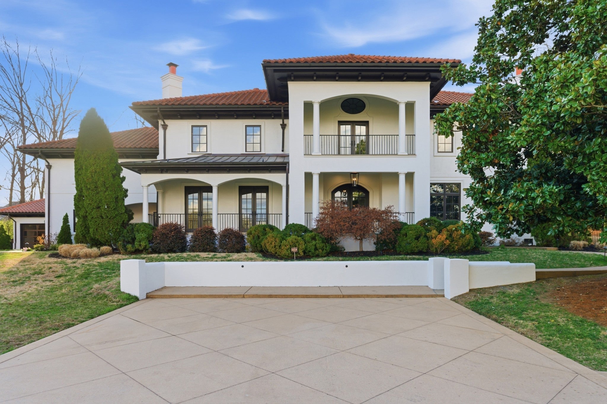 5-bed listing at 4301 Esteswood Dr, Nashville