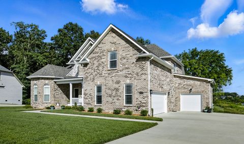 1121 Archibald Dr Clarksville TN 37040