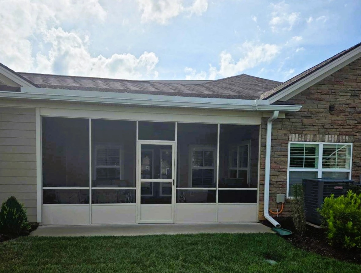 2423 Stonecenter Ln